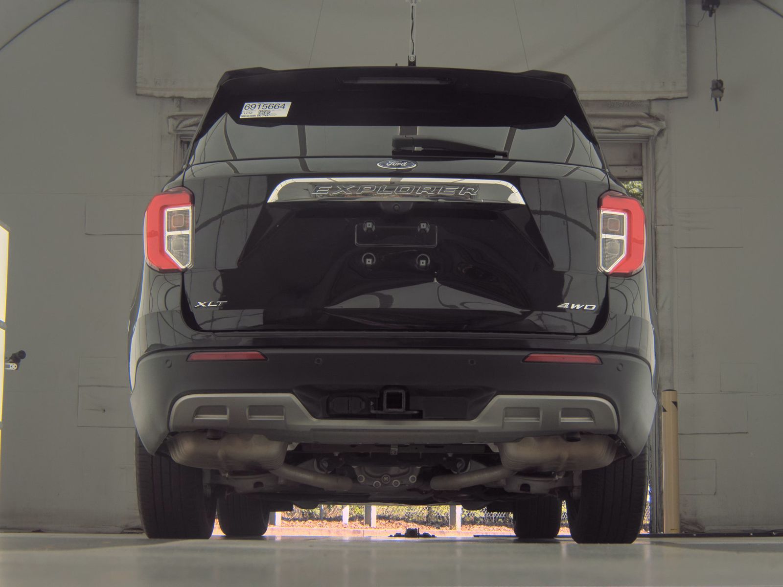 FORD EXPLORER - 8