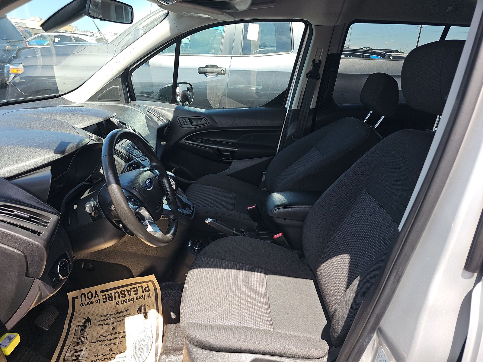 FORD TRANSIT CONNECT - 8