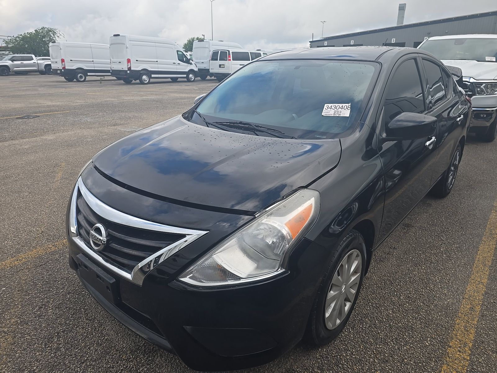 NISSAN VERSA - 1
