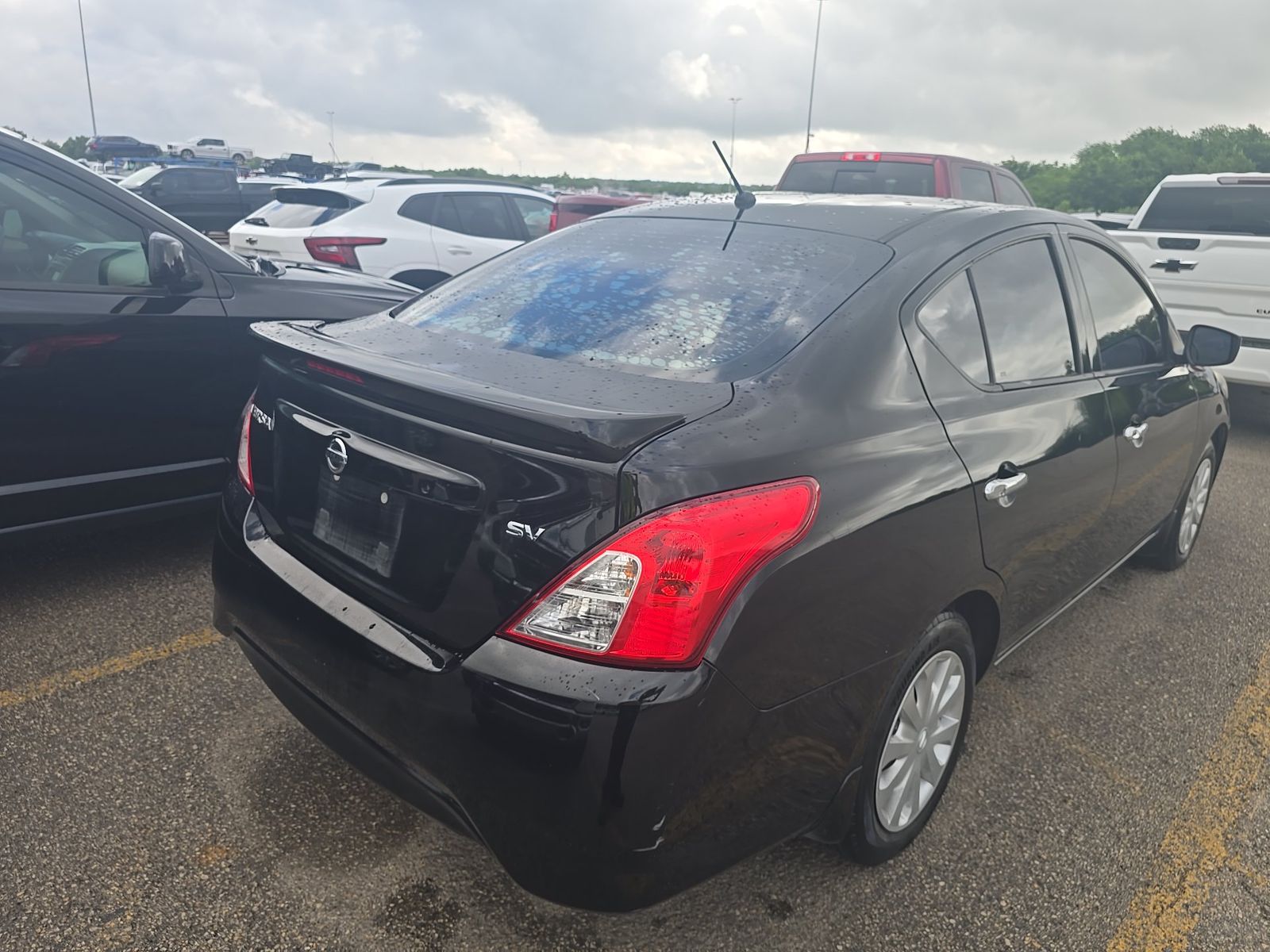 NISSAN VERSA - 5