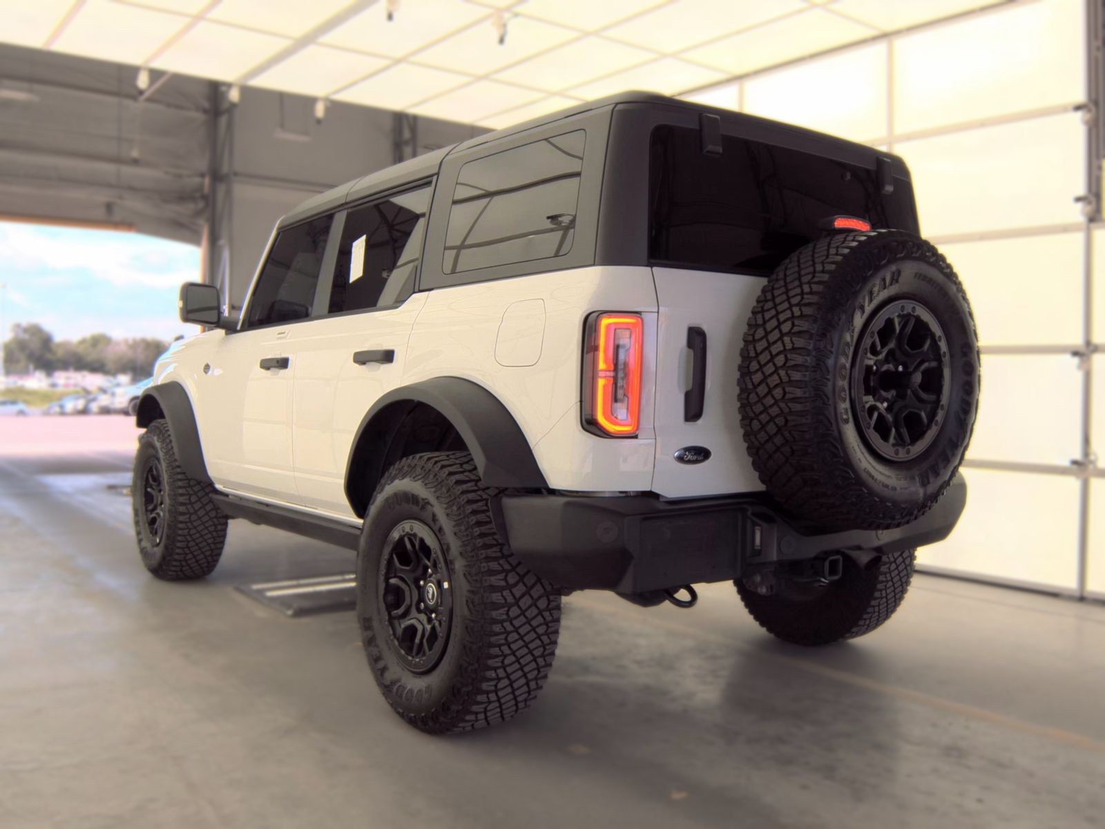 FORD BRONCO - 9