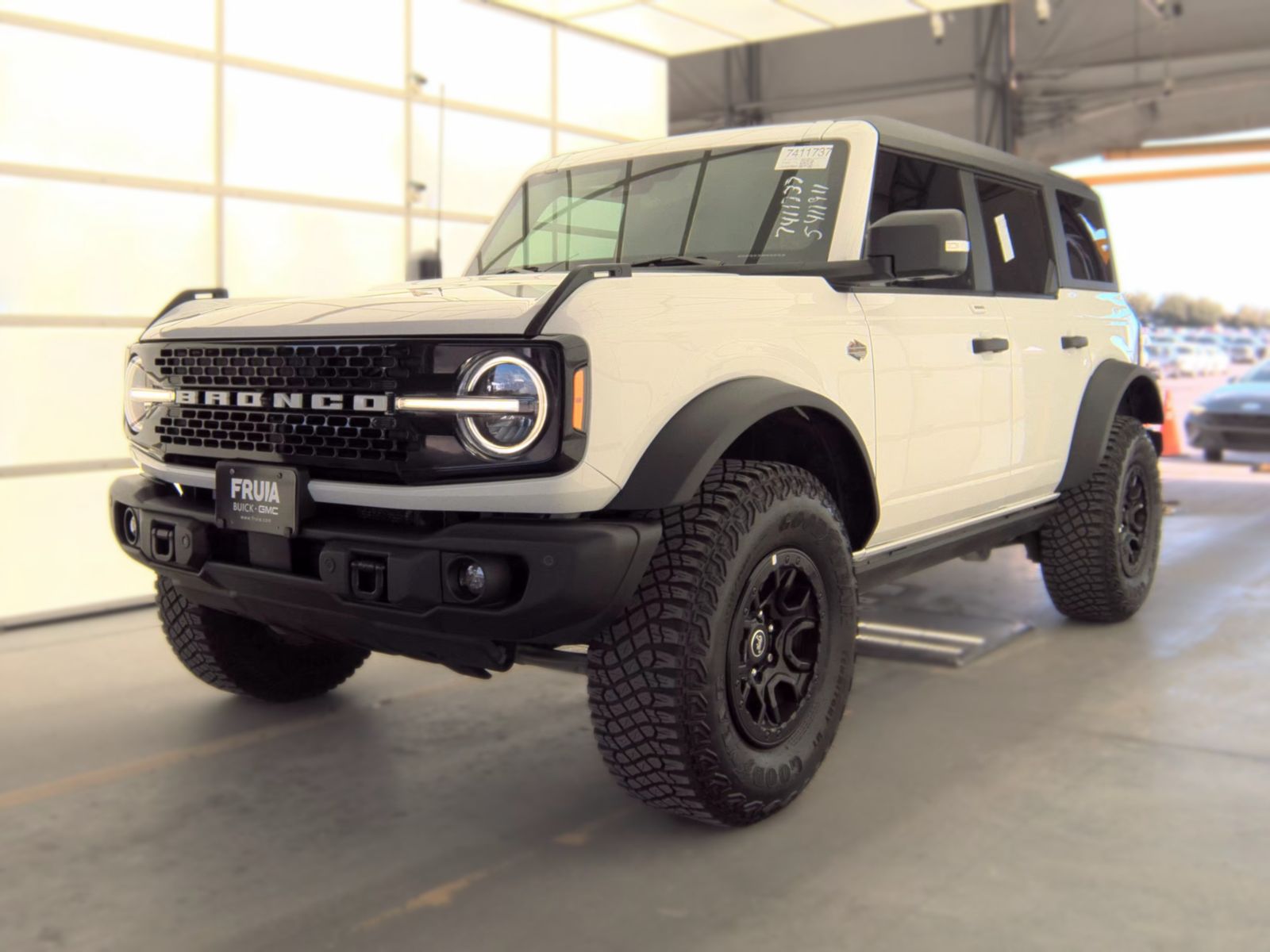 FORD BRONCO - 1