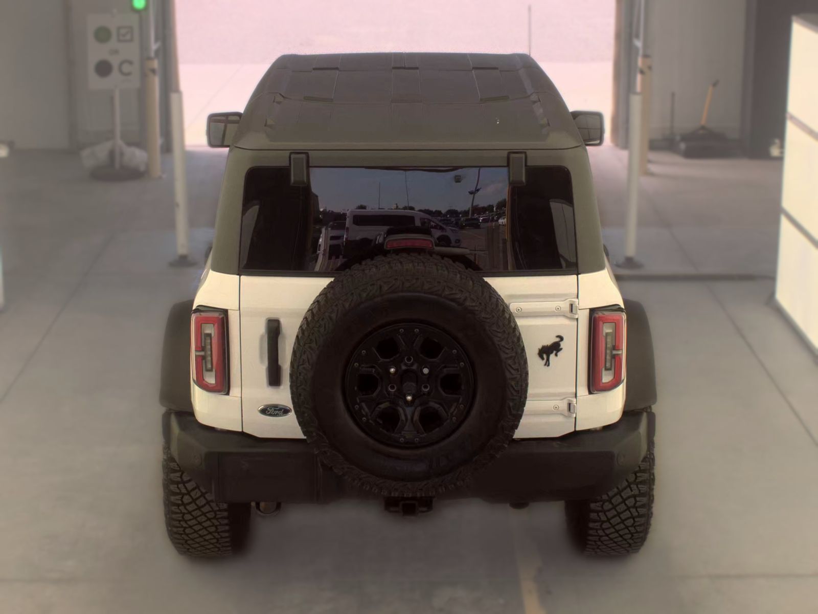 FORD BRONCO - 7