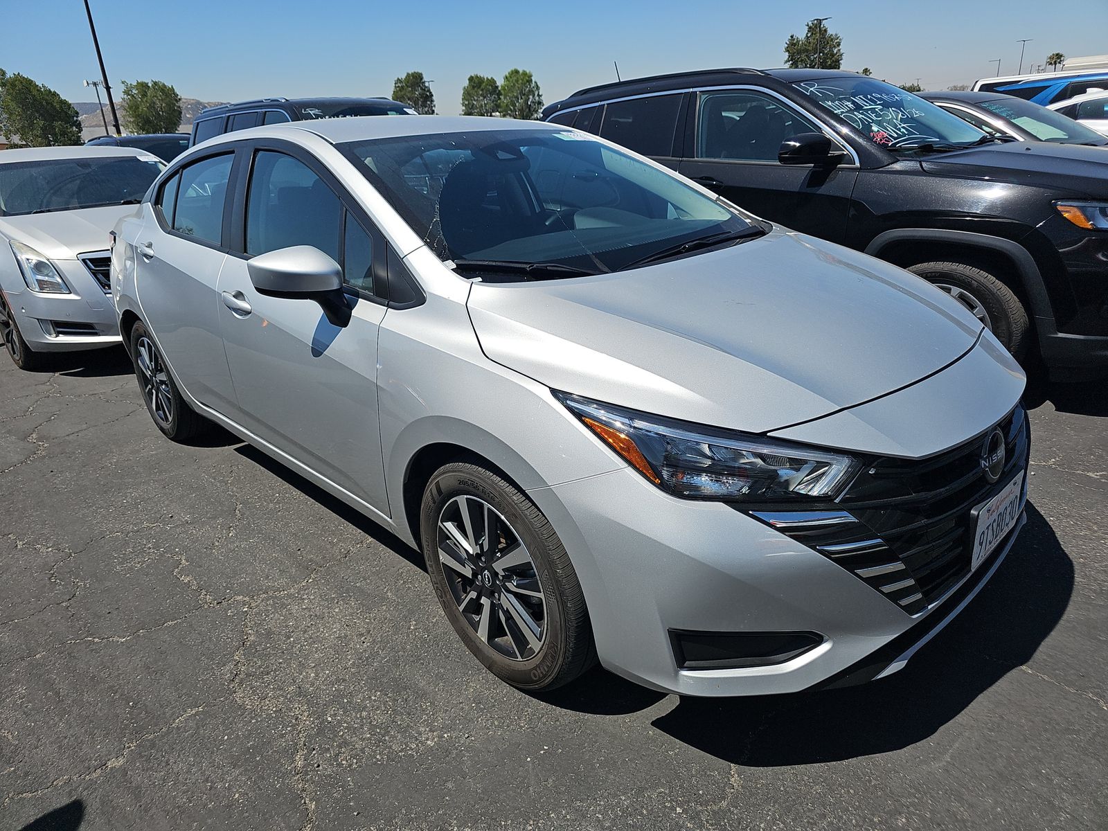 NISSAN VERSA - 4