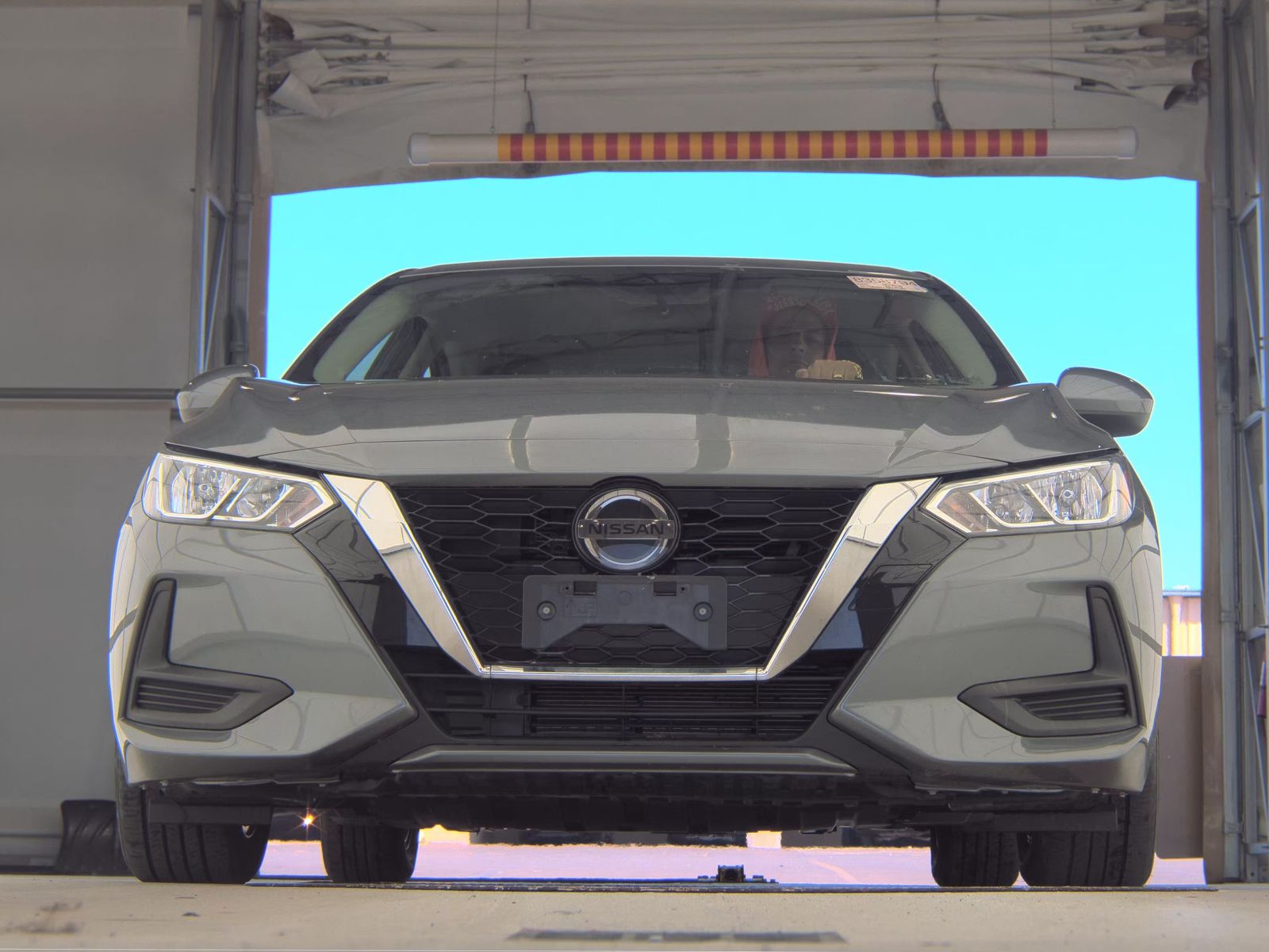 NISSAN SENTRA - 4