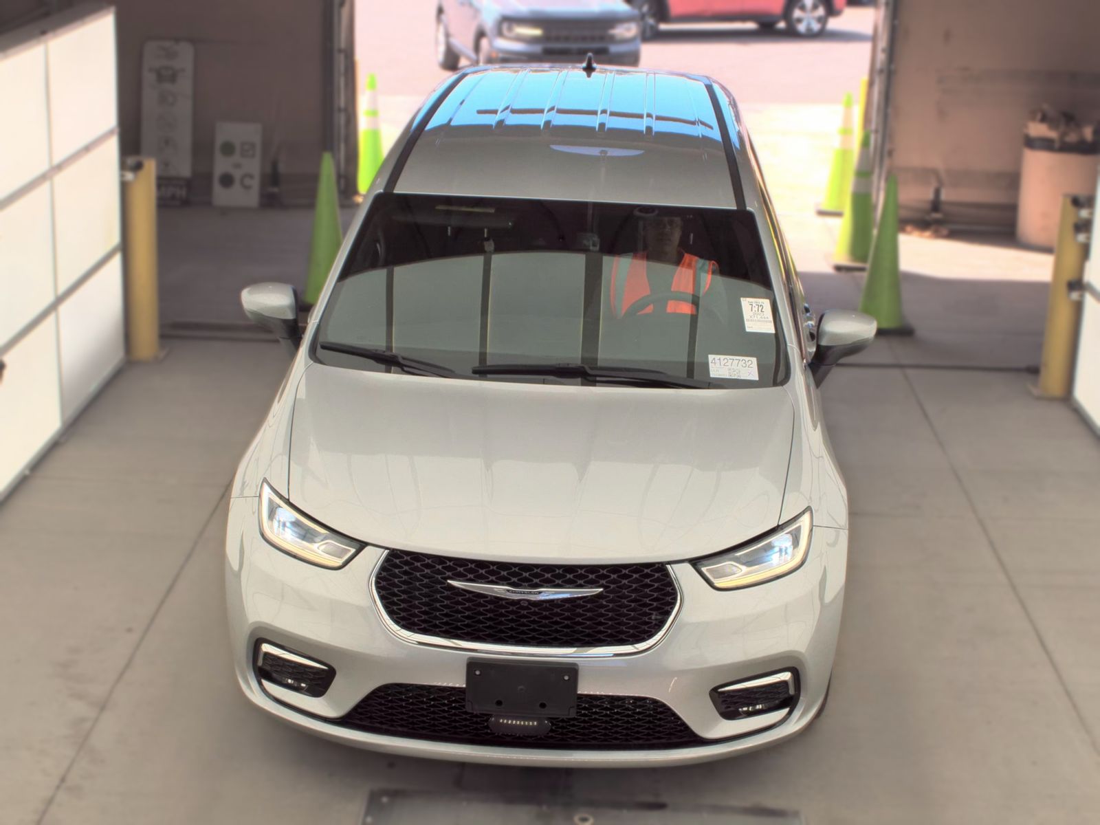 2023 Chrysler Pacifica Touring FWD