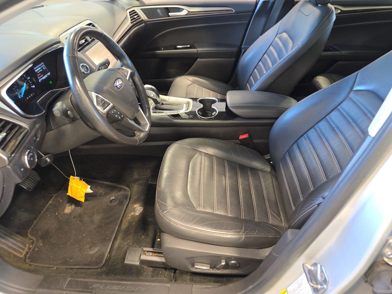 FORD FUSION - 8