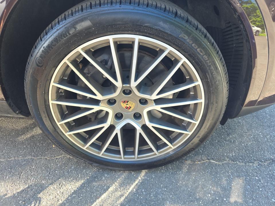 PORSCHE CAYENNE - 10