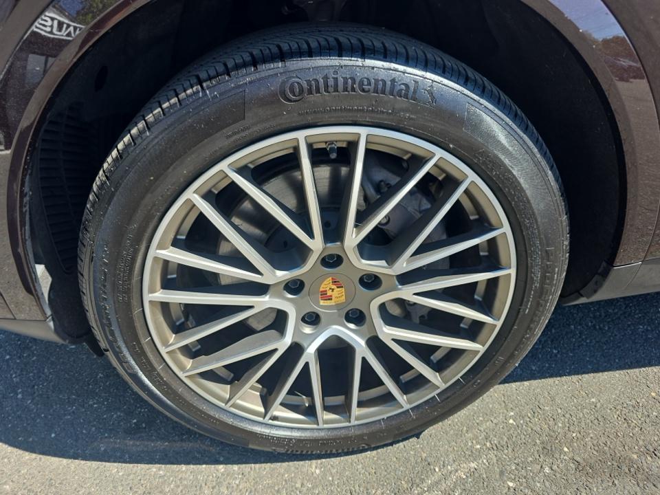 PORSCHE CAYENNE - 9