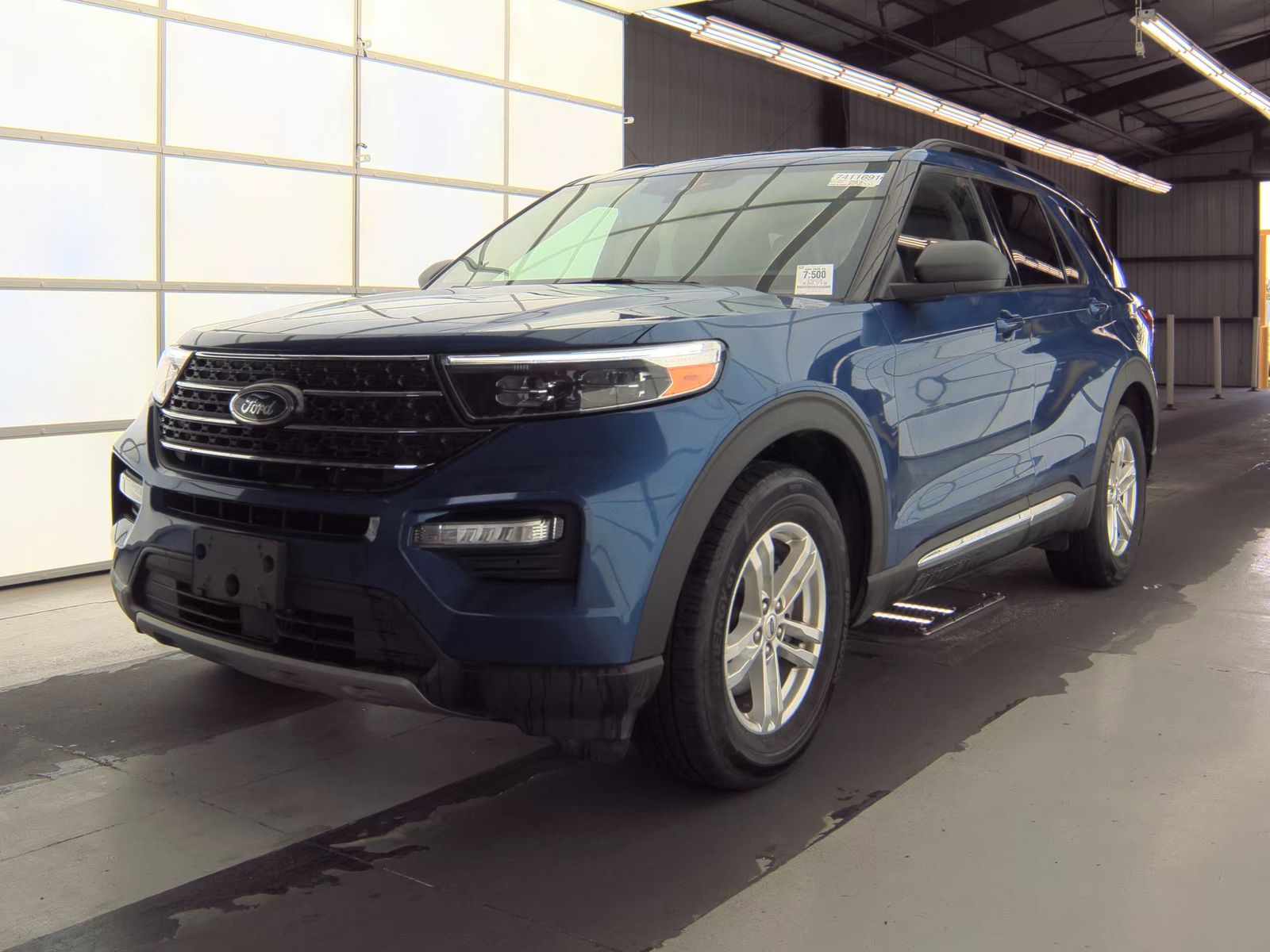 FORD EXPLORER - 1
