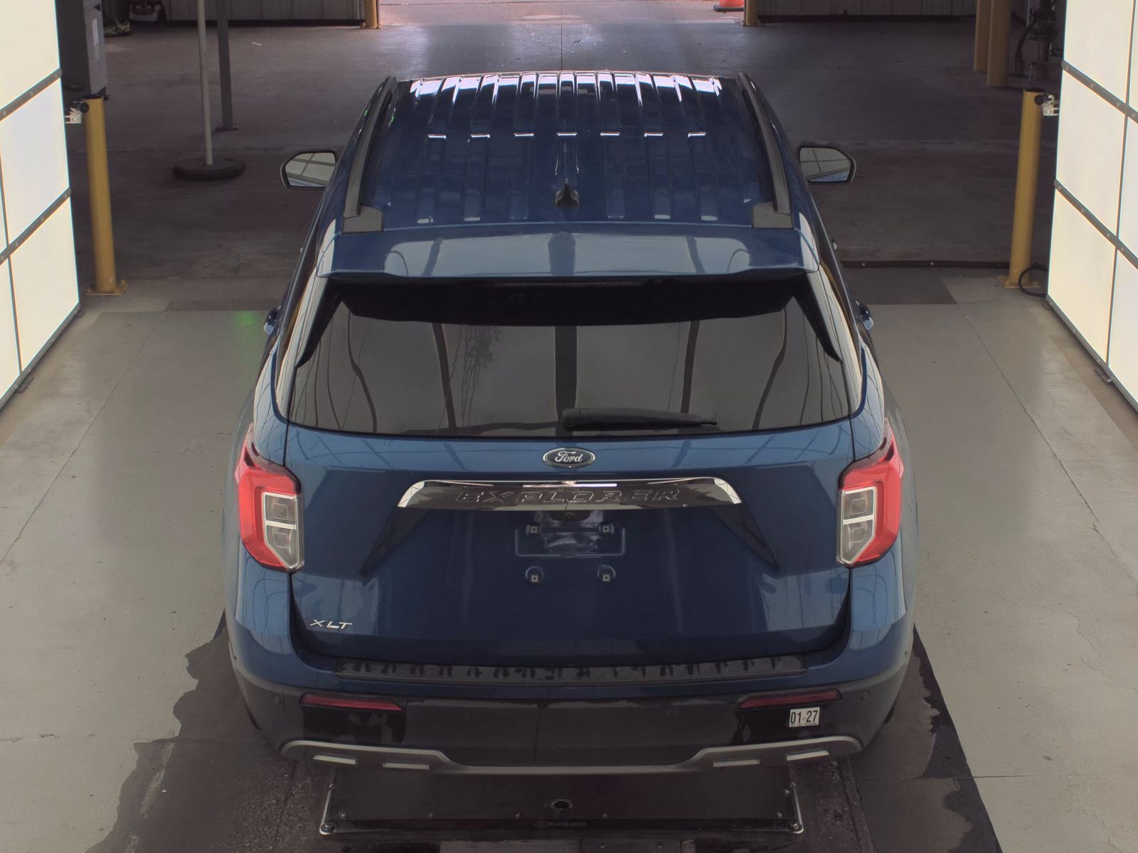 FORD EXPLORER - 7