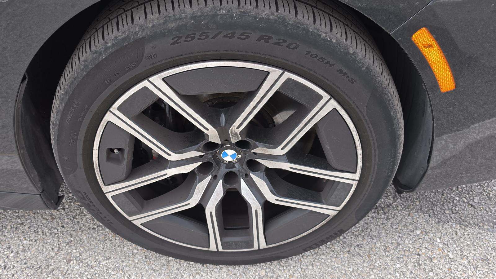 2025 BMW 7 Series 740i xDrive AWD