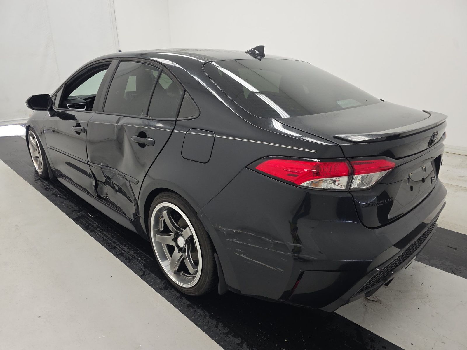 2021 Toyota Corolla SE Nightshade Edition FWD
