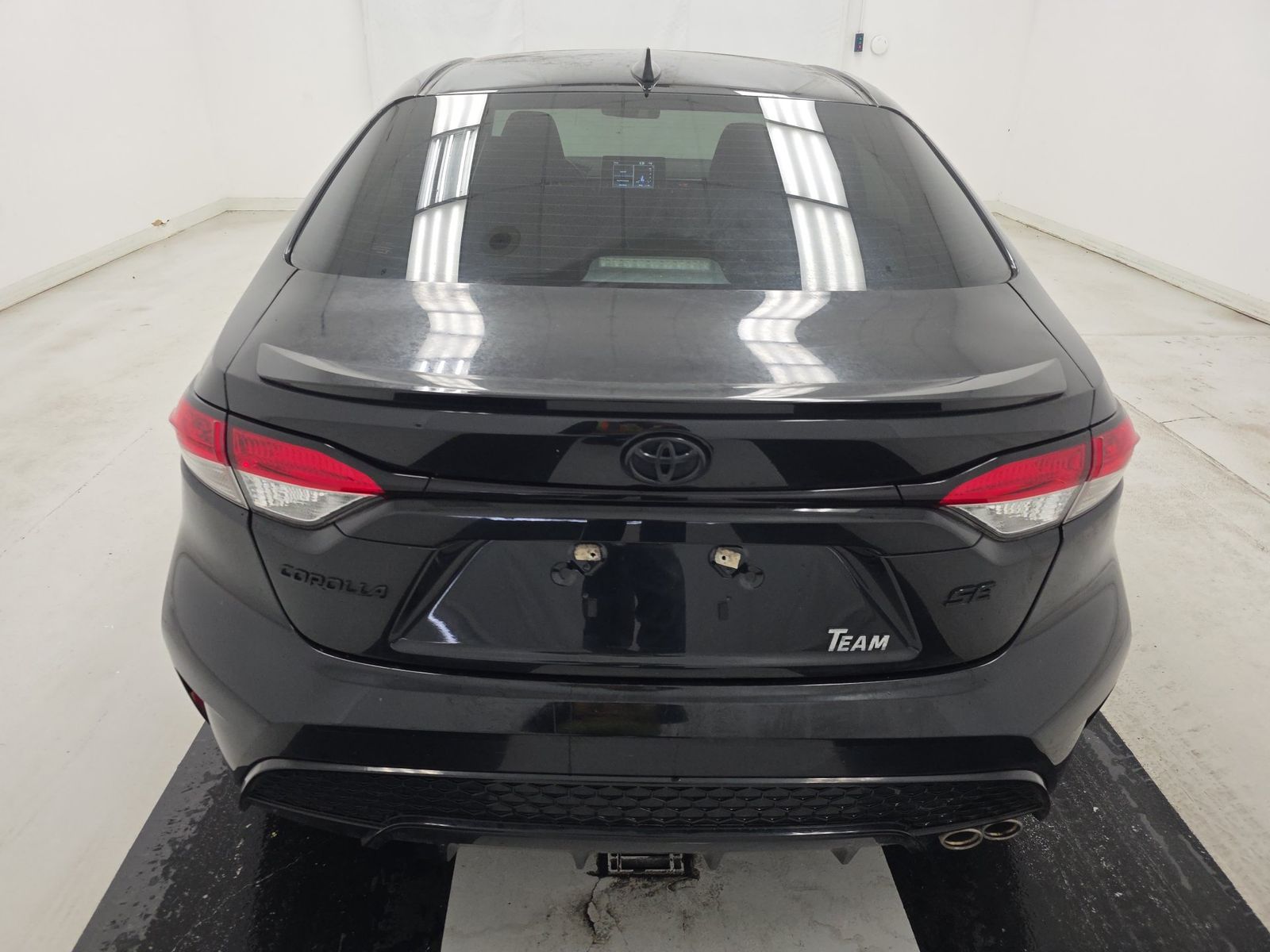 2021 Toyota Corolla SE Nightshade Edition FWD