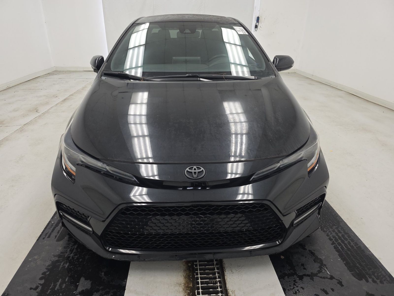 2021 Toyota Corolla SE Nightshade Edition FWD