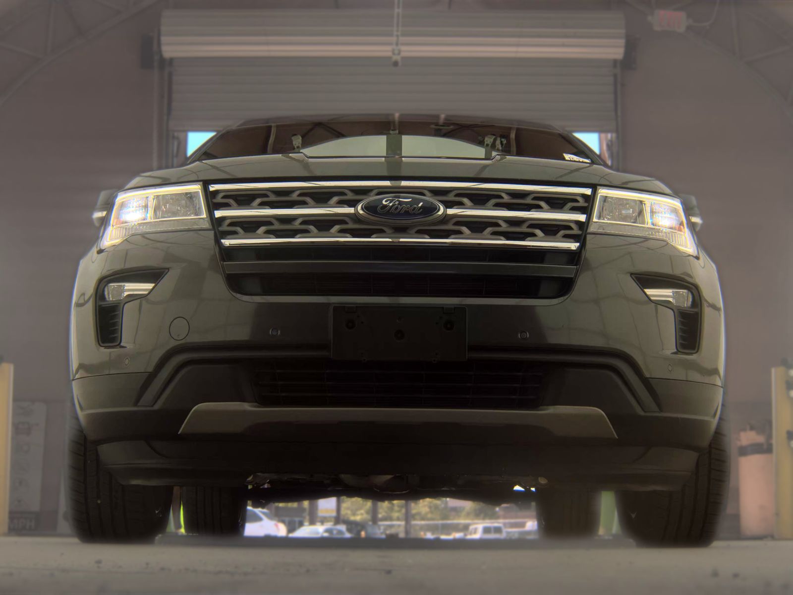 FORD EXPLORER - 4
