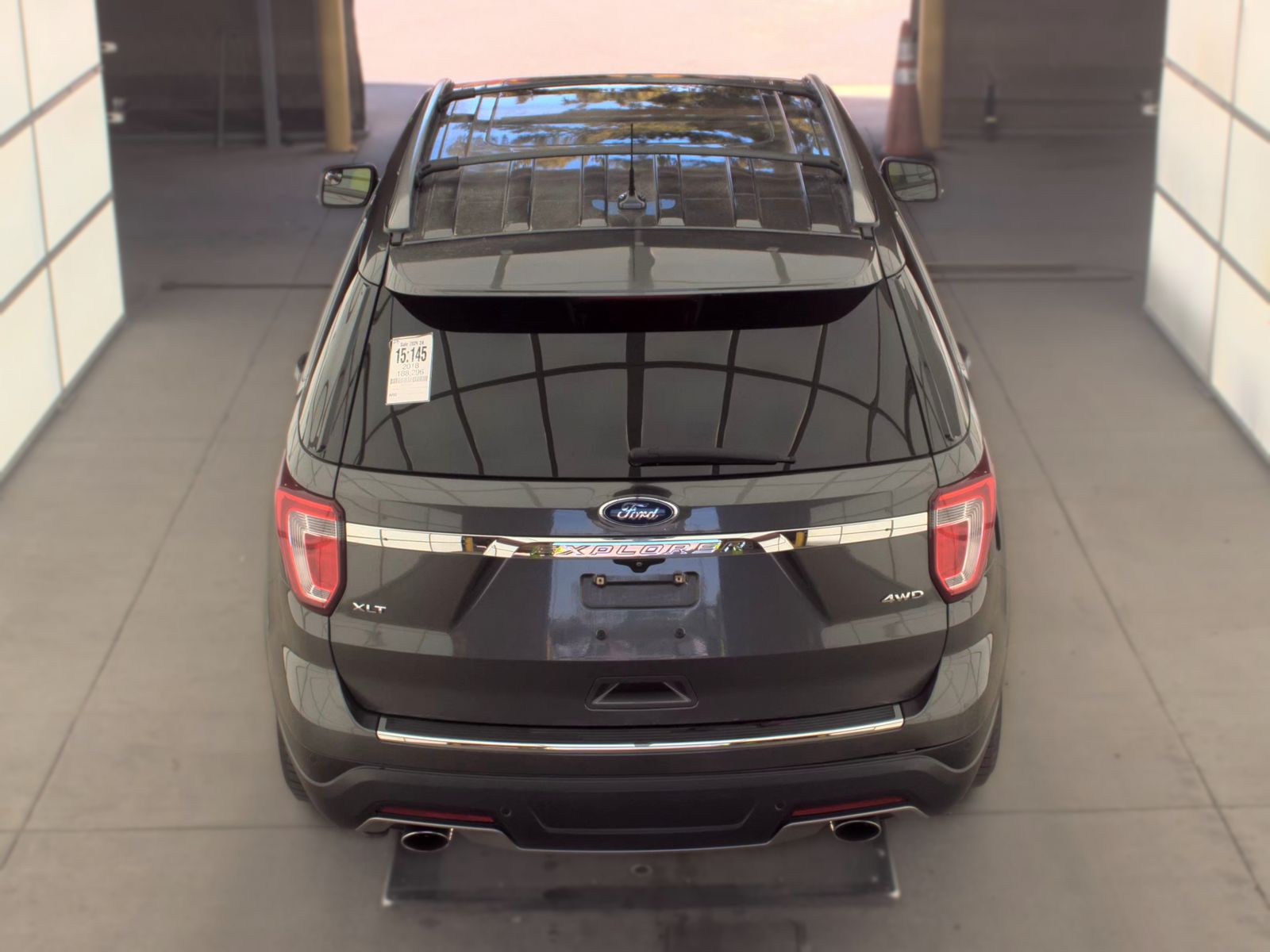 FORD EXPLORER - 7