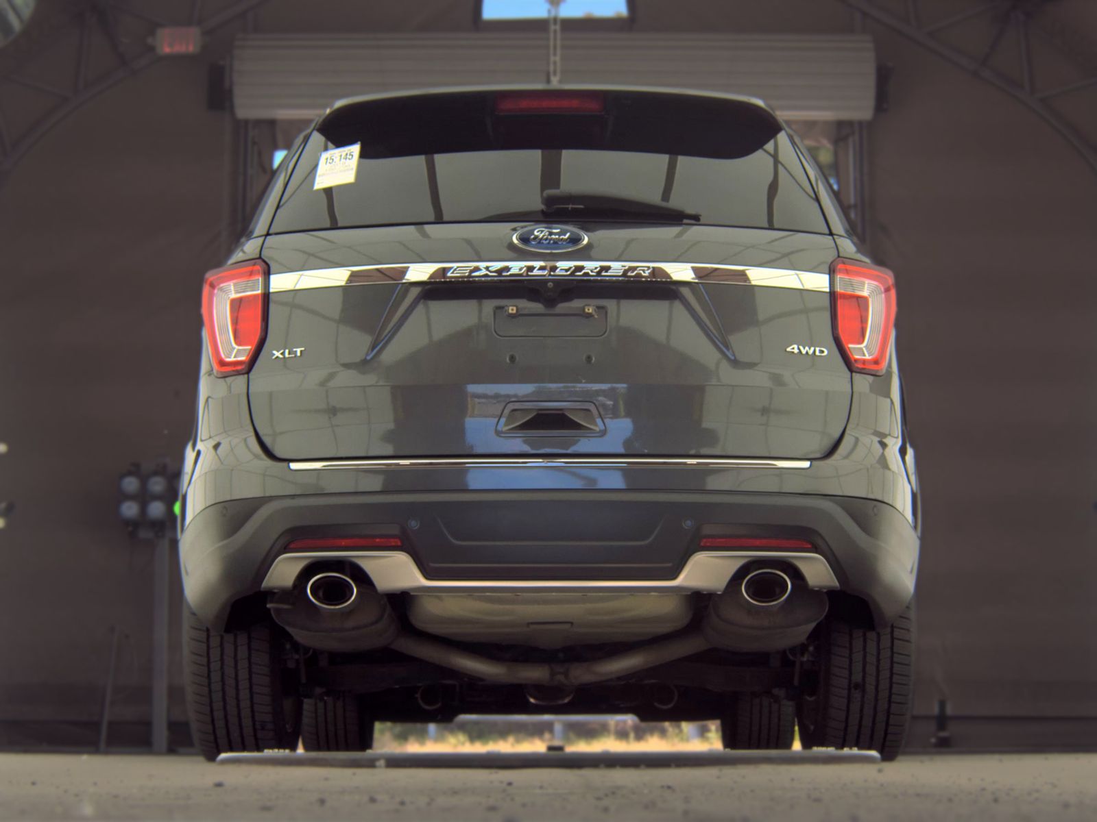 FORD EXPLORER - 8
