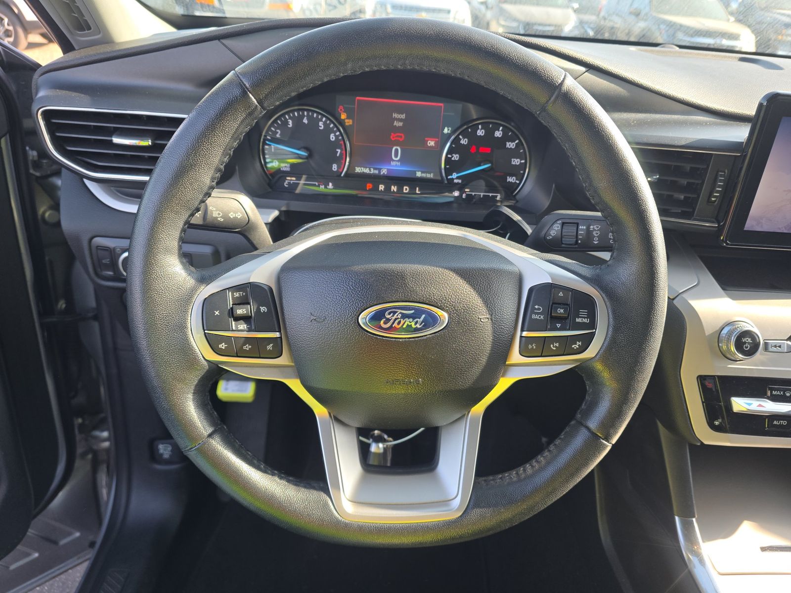 2023 Ford Explorer XLT RWD
