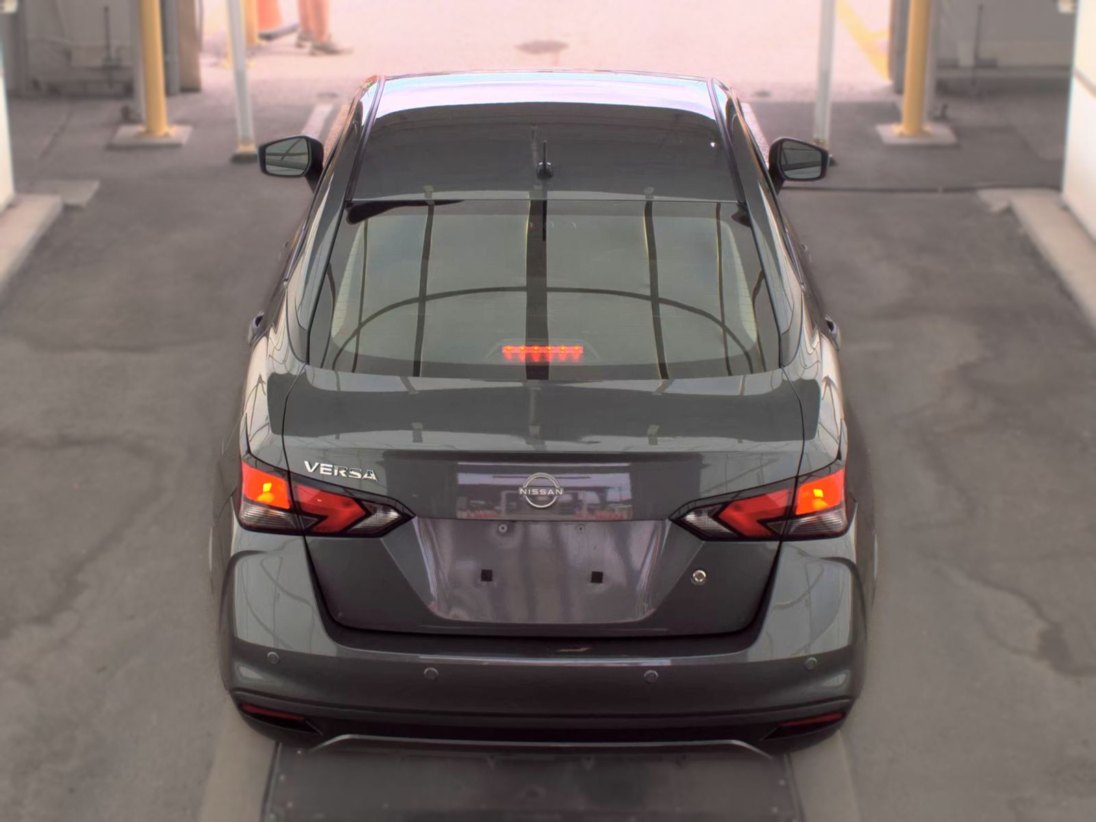 NISSAN VERSA - 7