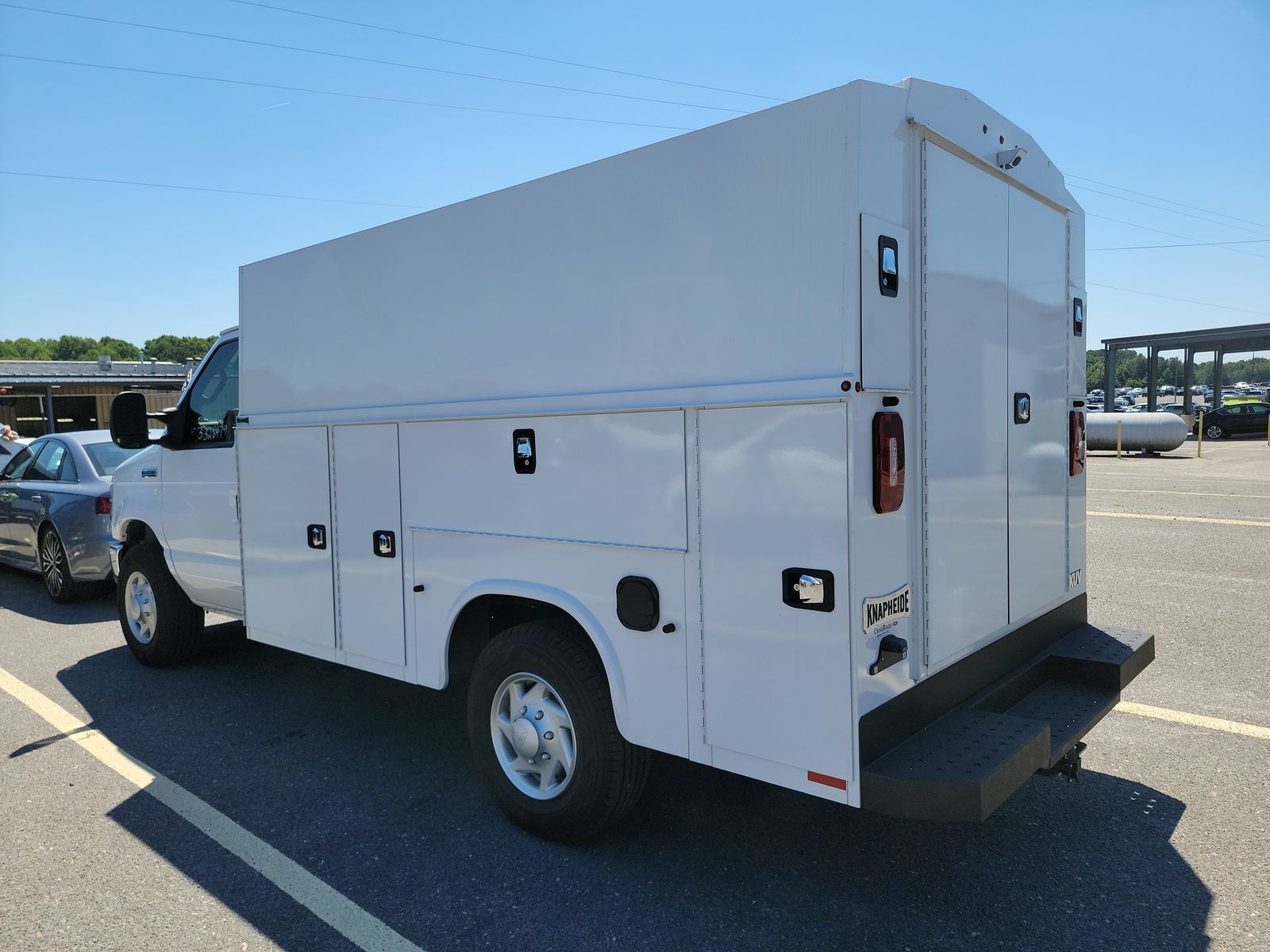 FORD E-350 - 7