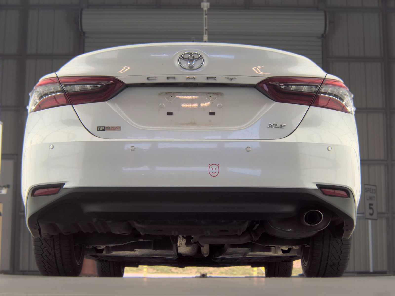 TOYOTA CAMRY - 8