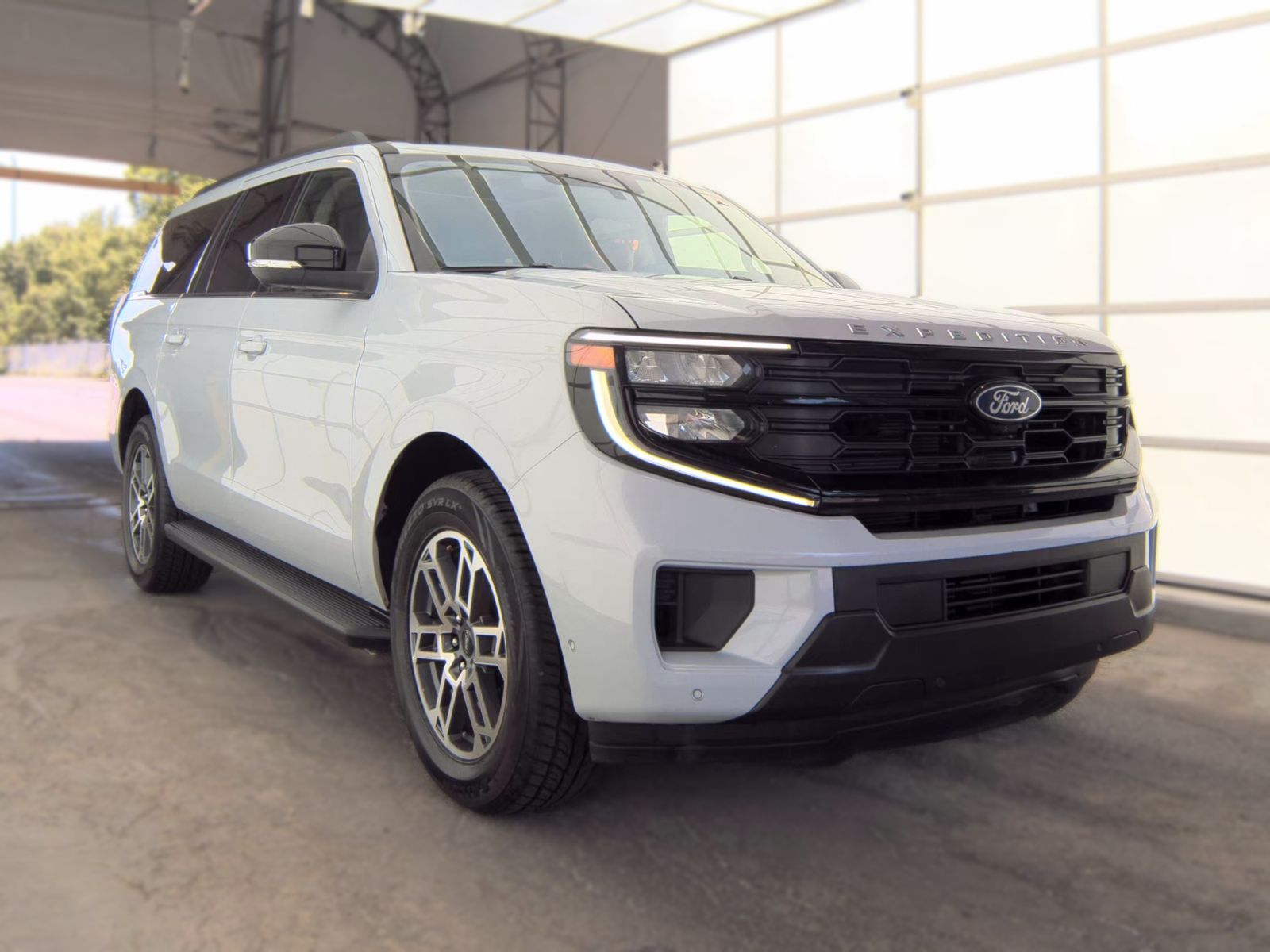 FORD EXPEDITION MAX - 5