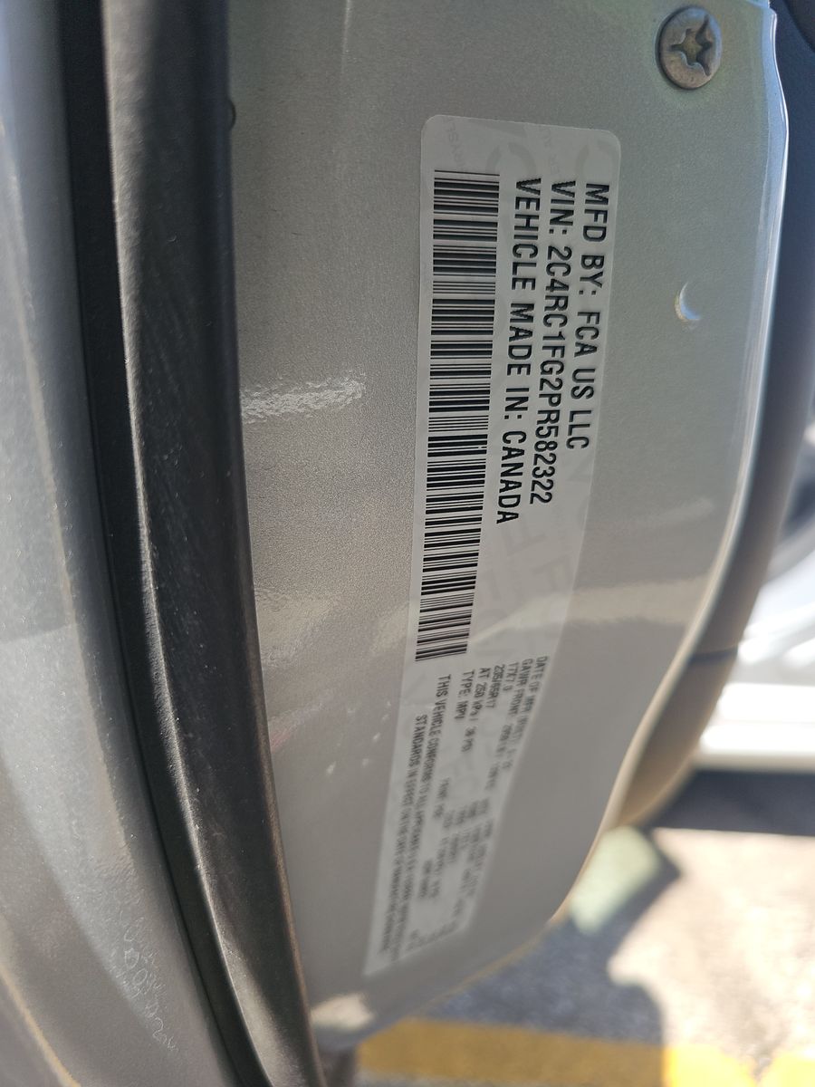 2023 Chrysler Pacifica Touring FWD
