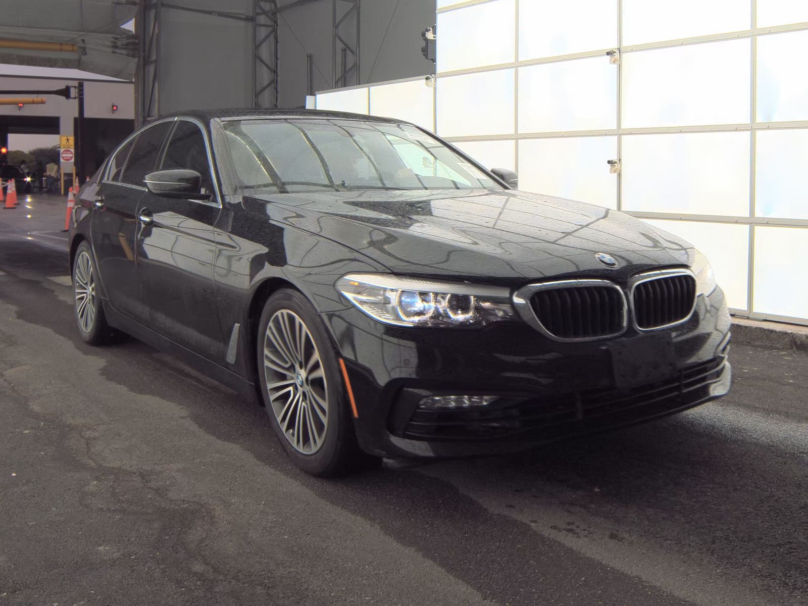 2018 BMW 5 Series 530i RWD