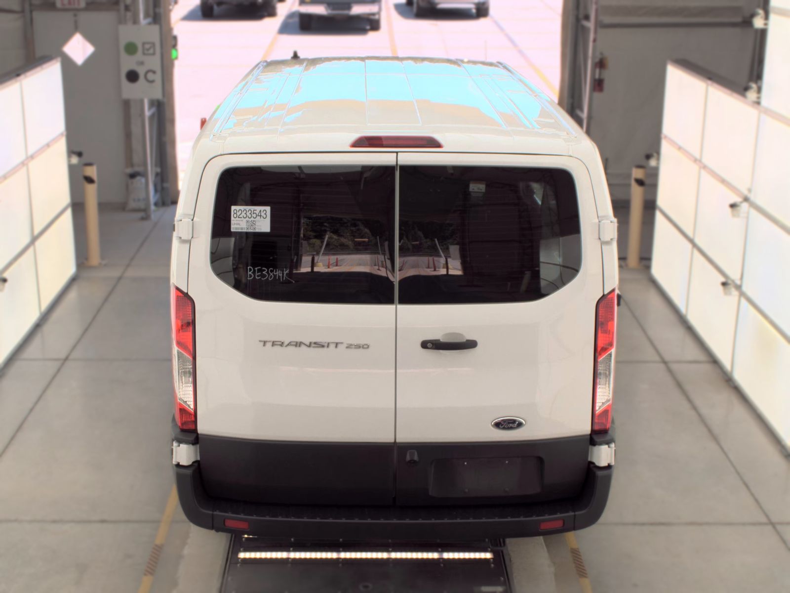 FORD TRANSIT 250 - 6