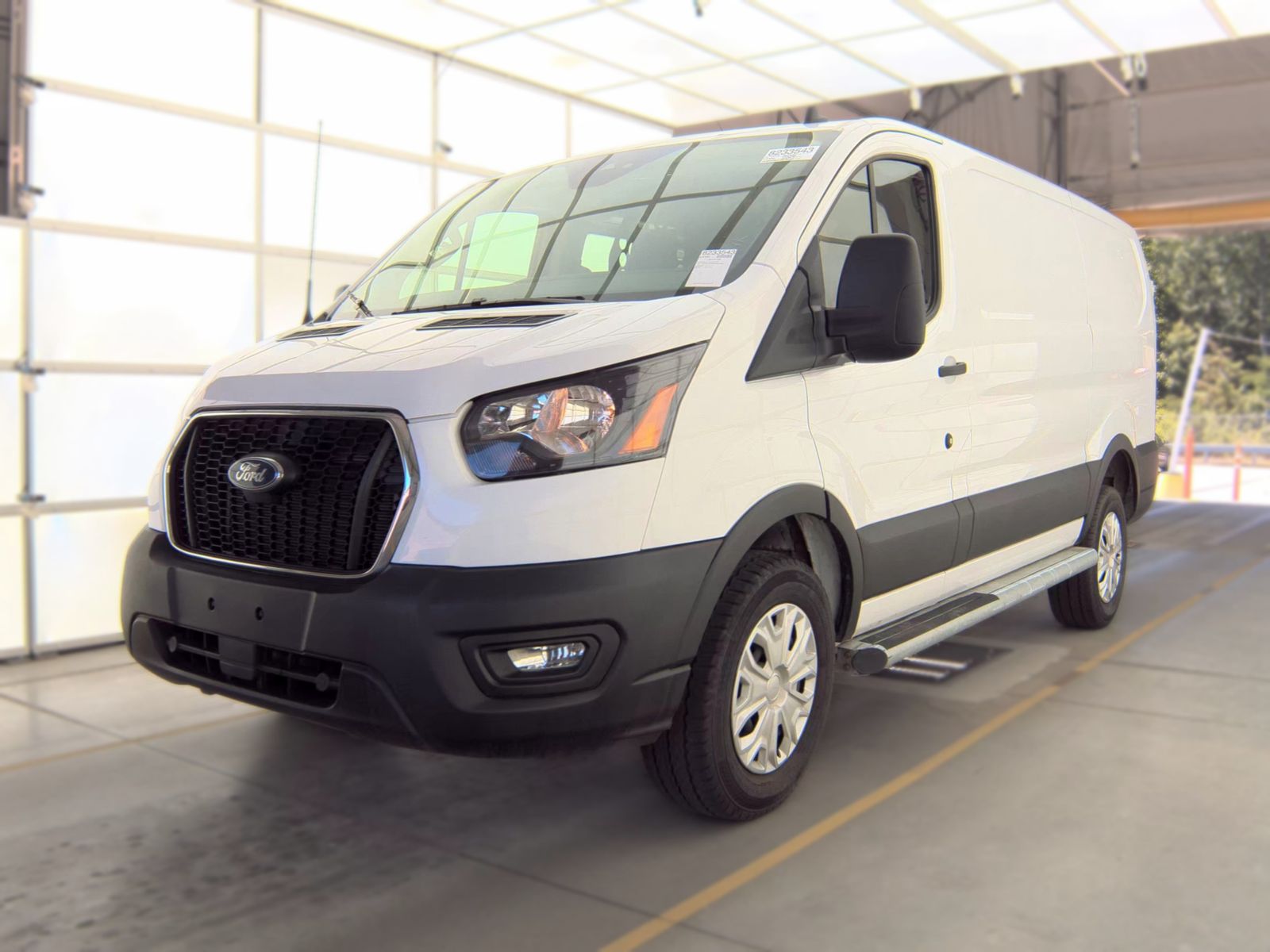 FORD TRANSIT 250 - 1