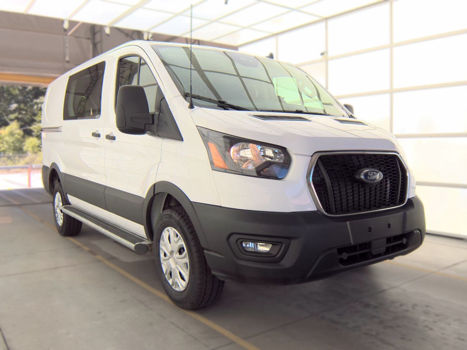 FORD TRANSIT 250 - 4