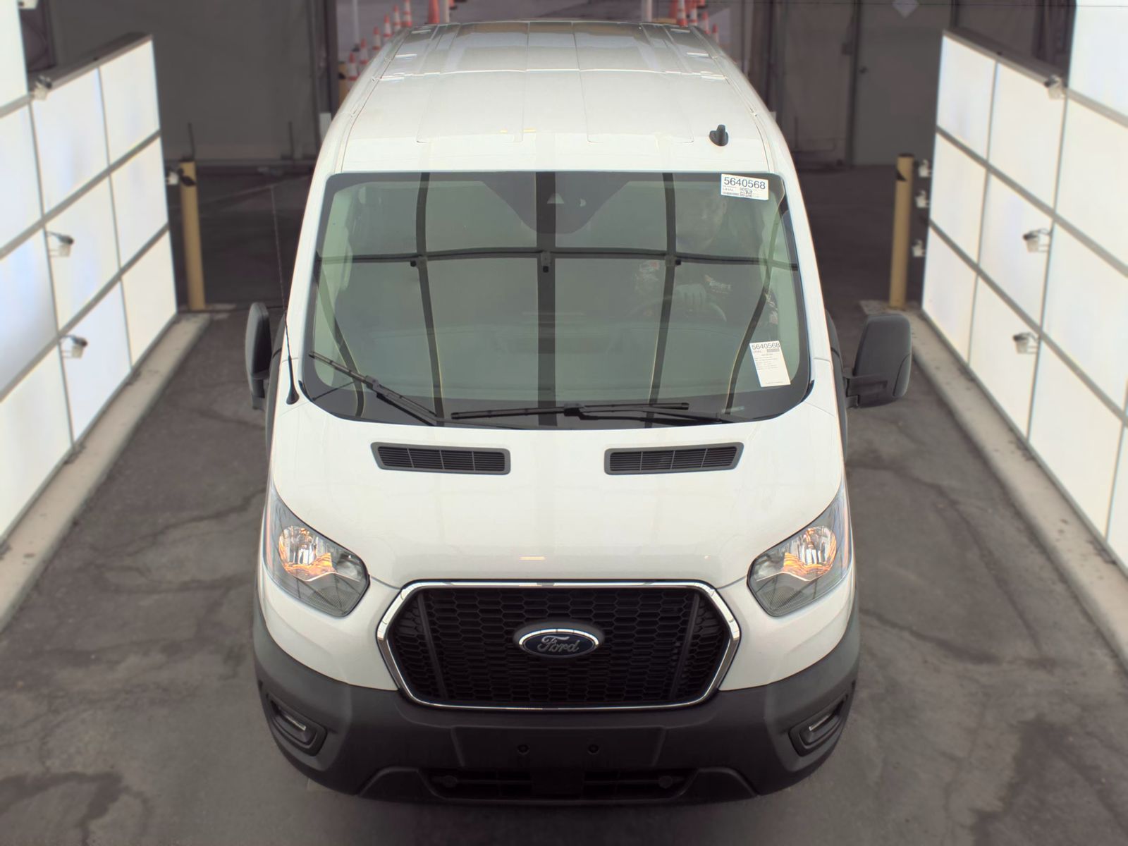 FORD TRANSIT 250 - 3