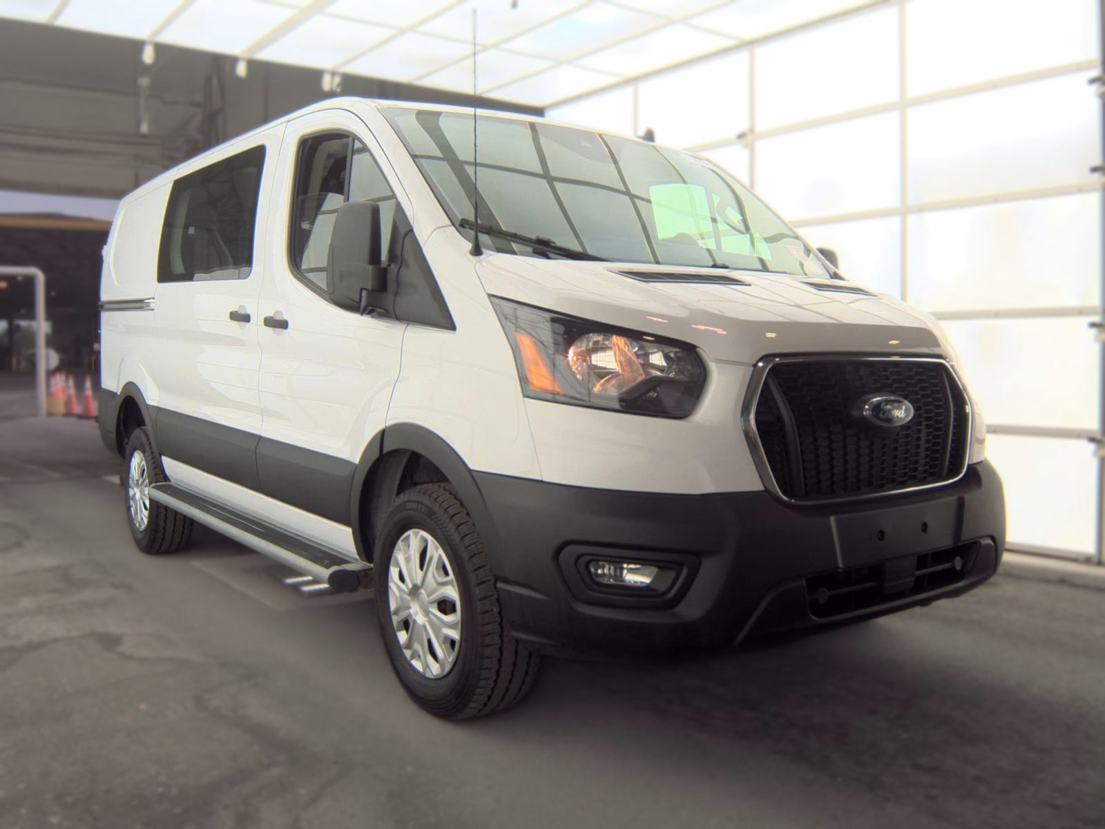 FORD TRANSIT 250 - 4