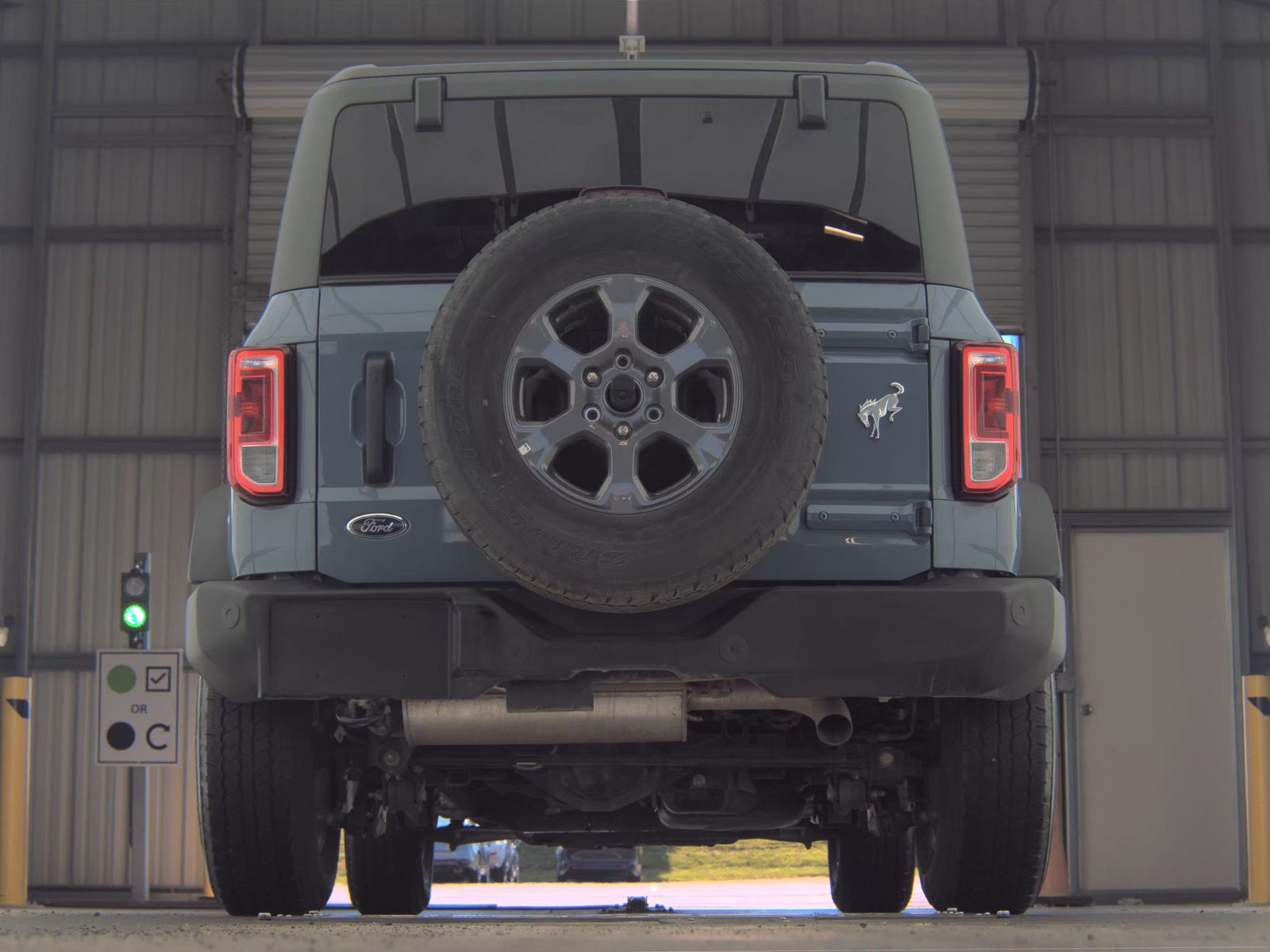 FORD BRONCO - 8