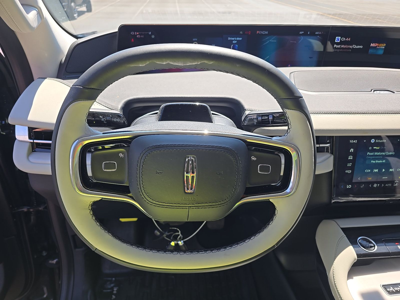 2026 Lincoln Navigator Premiere AWD