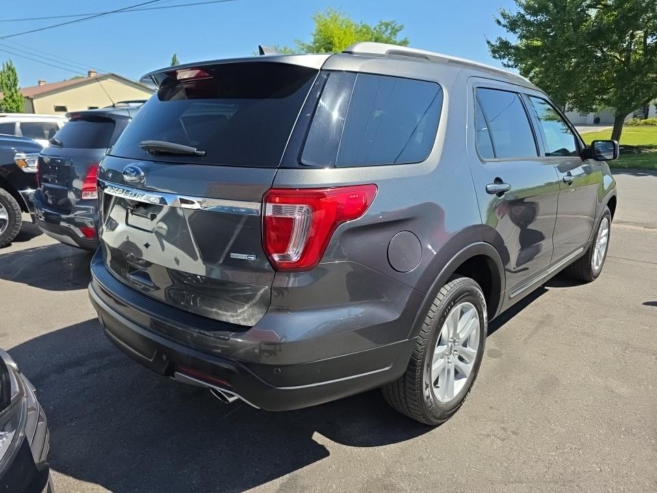 FORD EXPLORER - 5