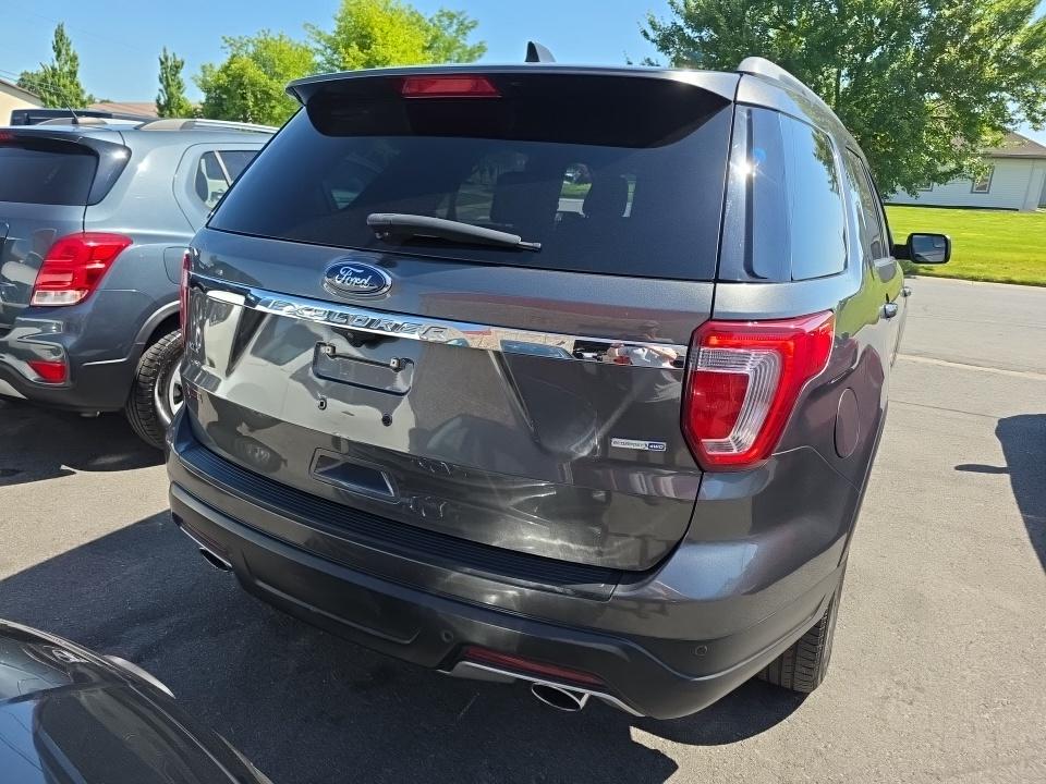 FORD EXPLORER - 6