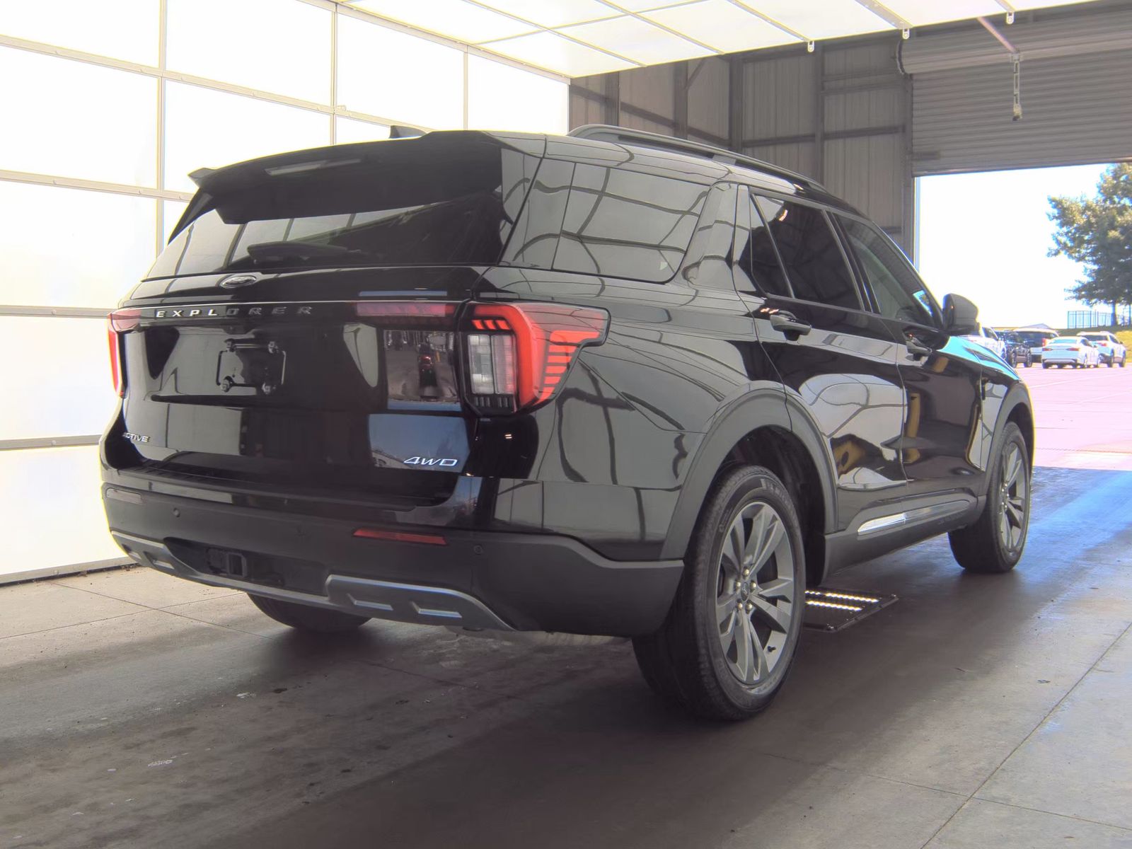 FORD EXPLORER - 6
