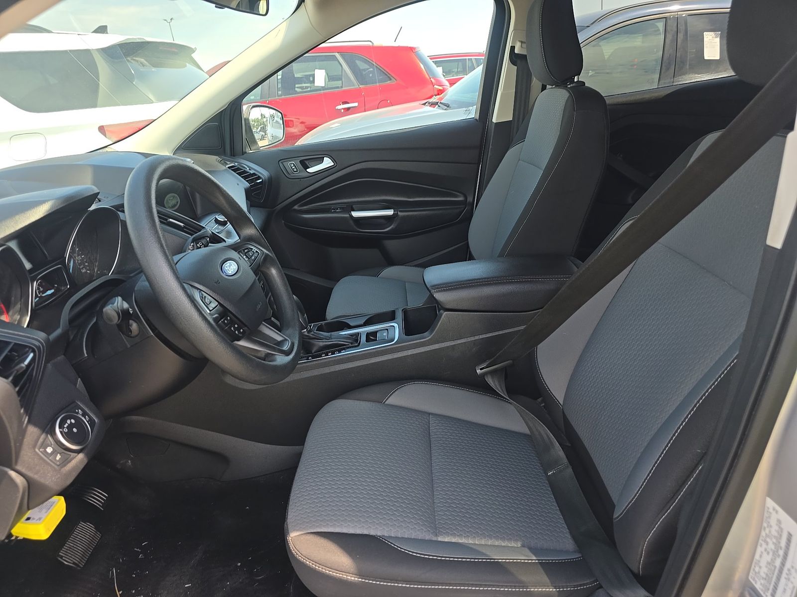 FORD ESCAPE - 8