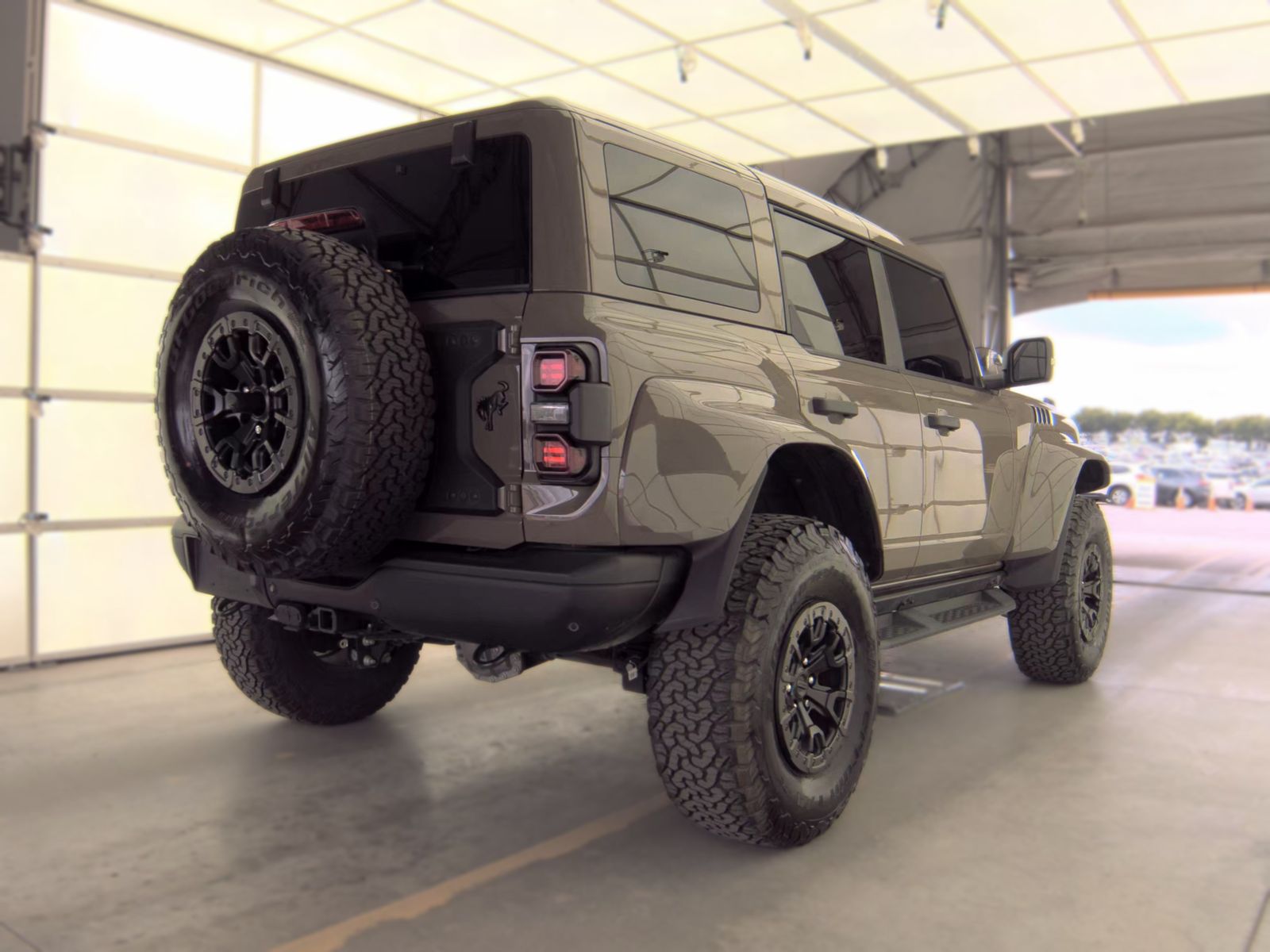 FORD BRONCO - 6