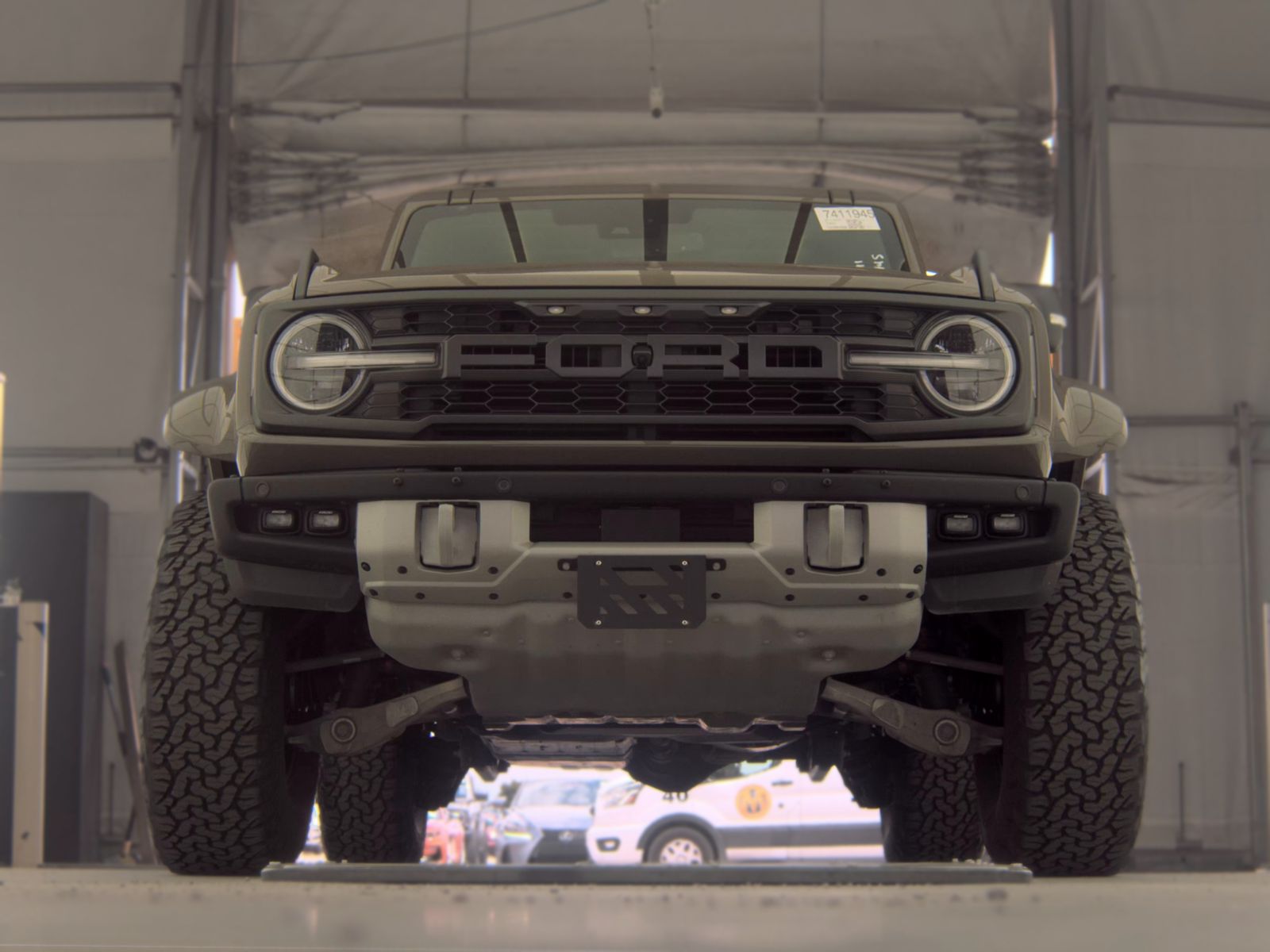 FORD BRONCO - 4