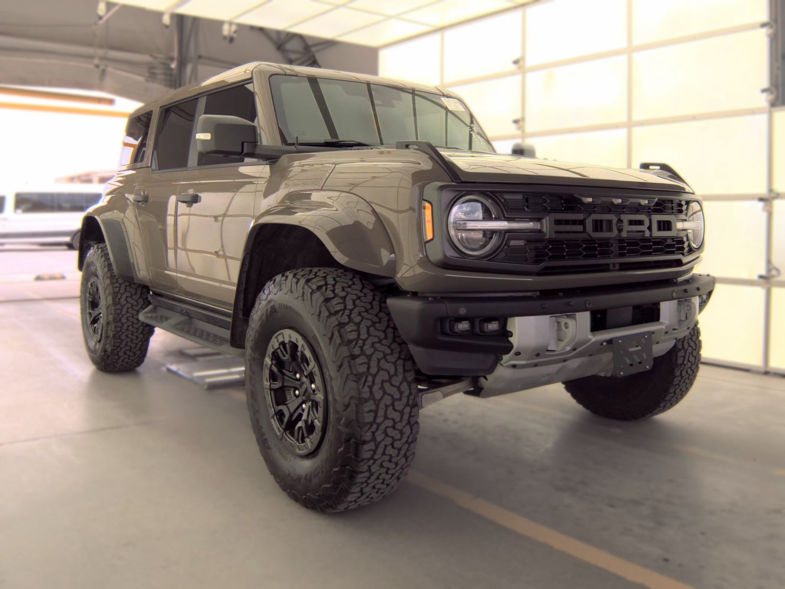 FORD BRONCO - 5