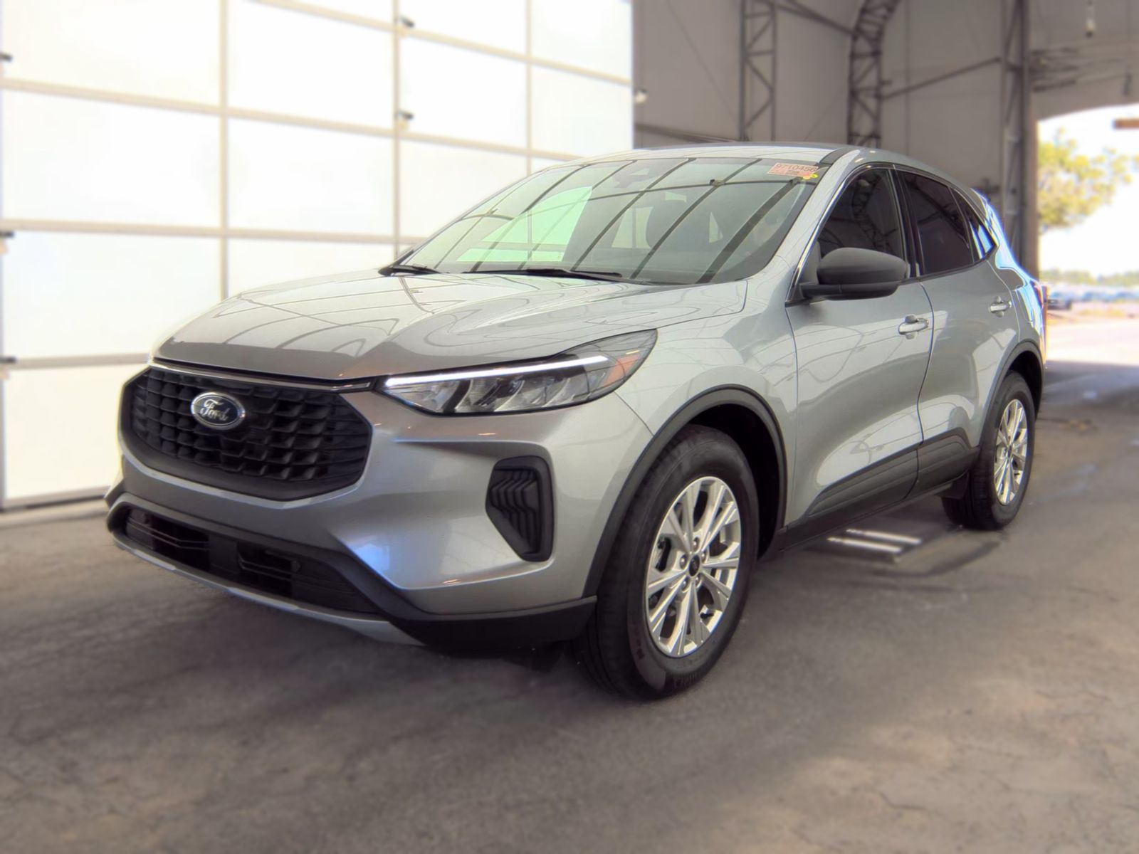 FORD ESCAPE - 1