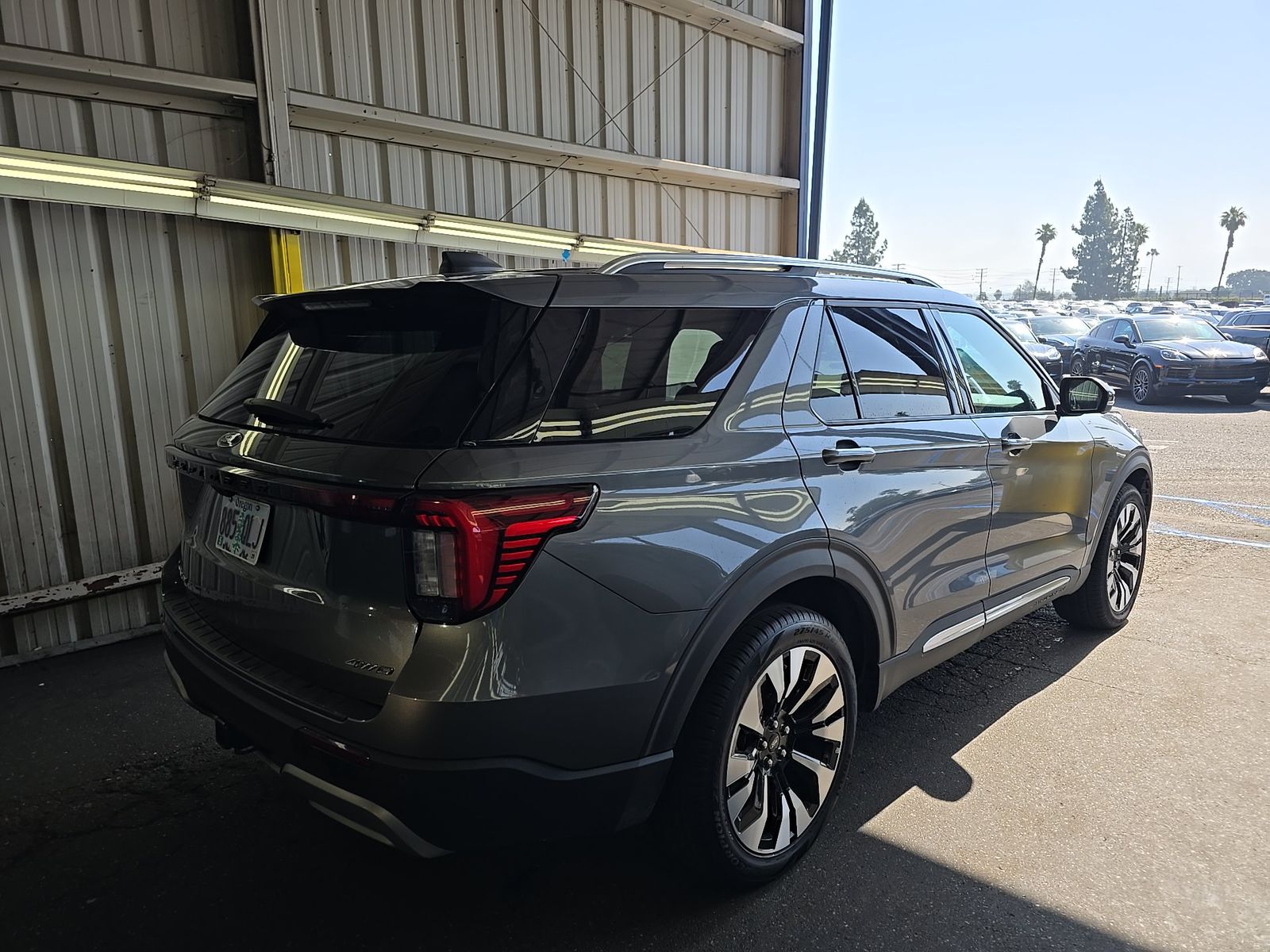 FORD EXPLORER - 5