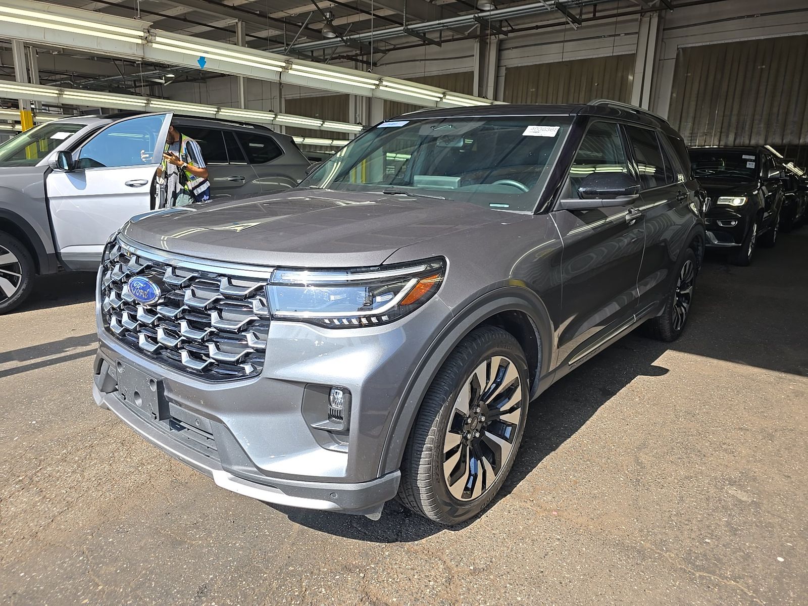 FORD EXPLORER - 1