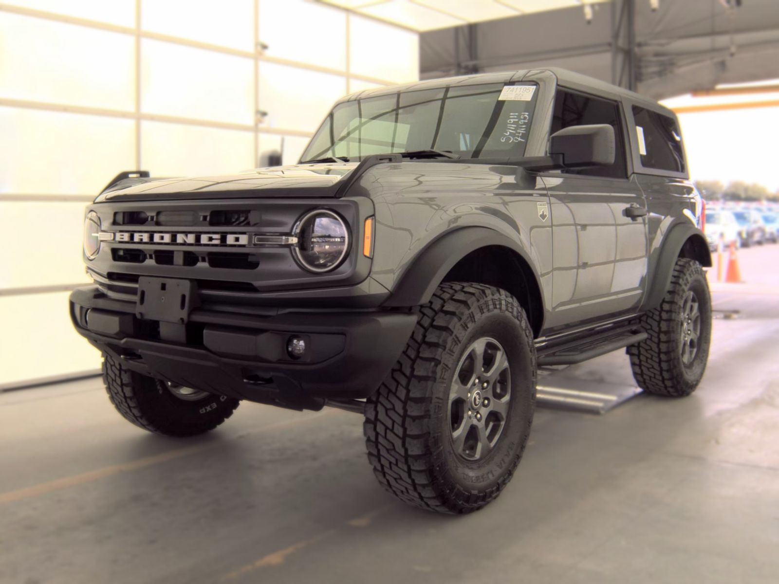 FORD BRONCO - 1
