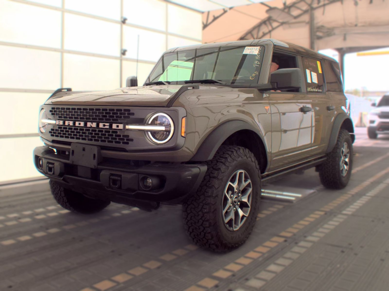 FORD BRONCO - 1