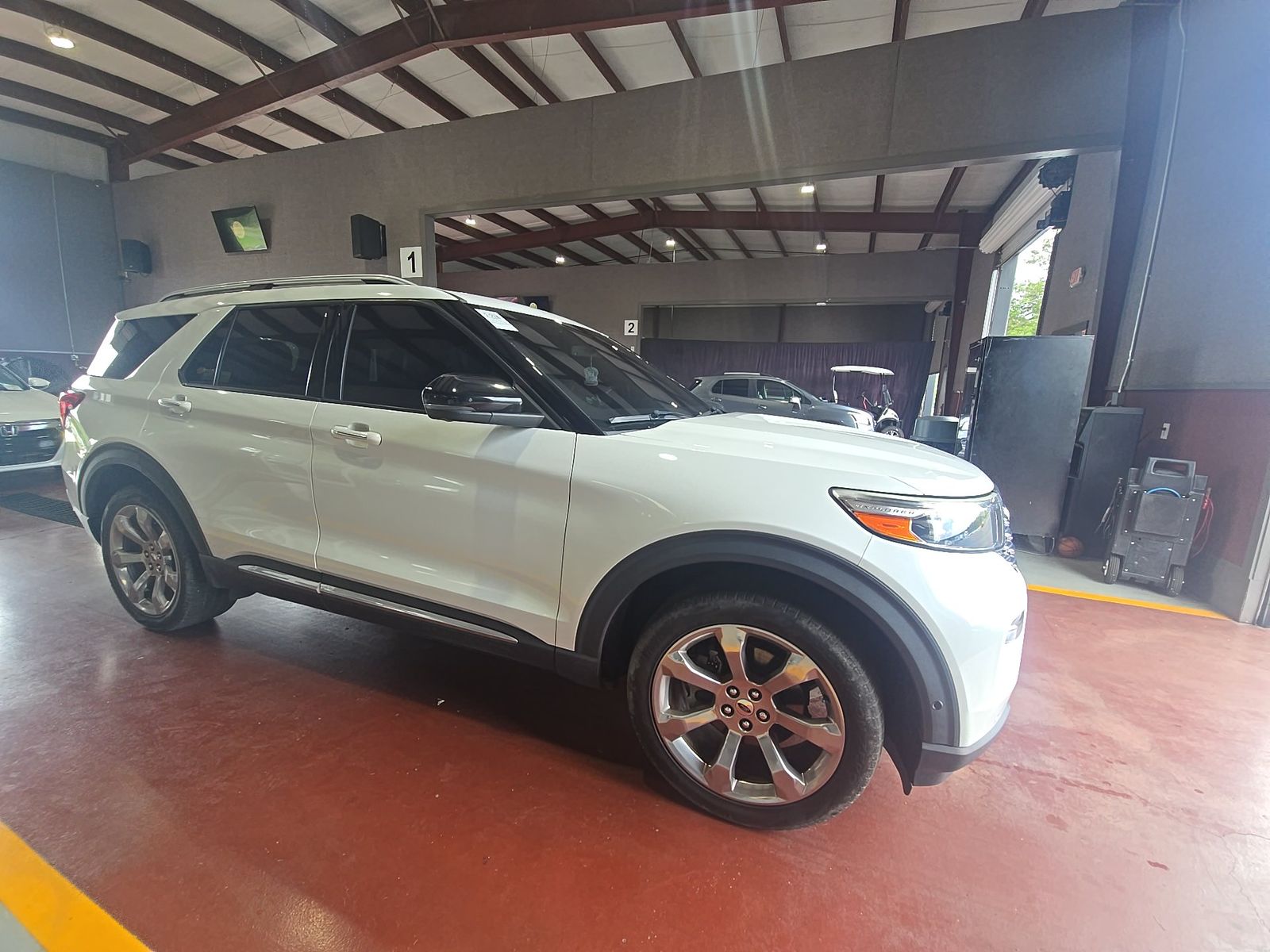 FORD EXPLORER - 4