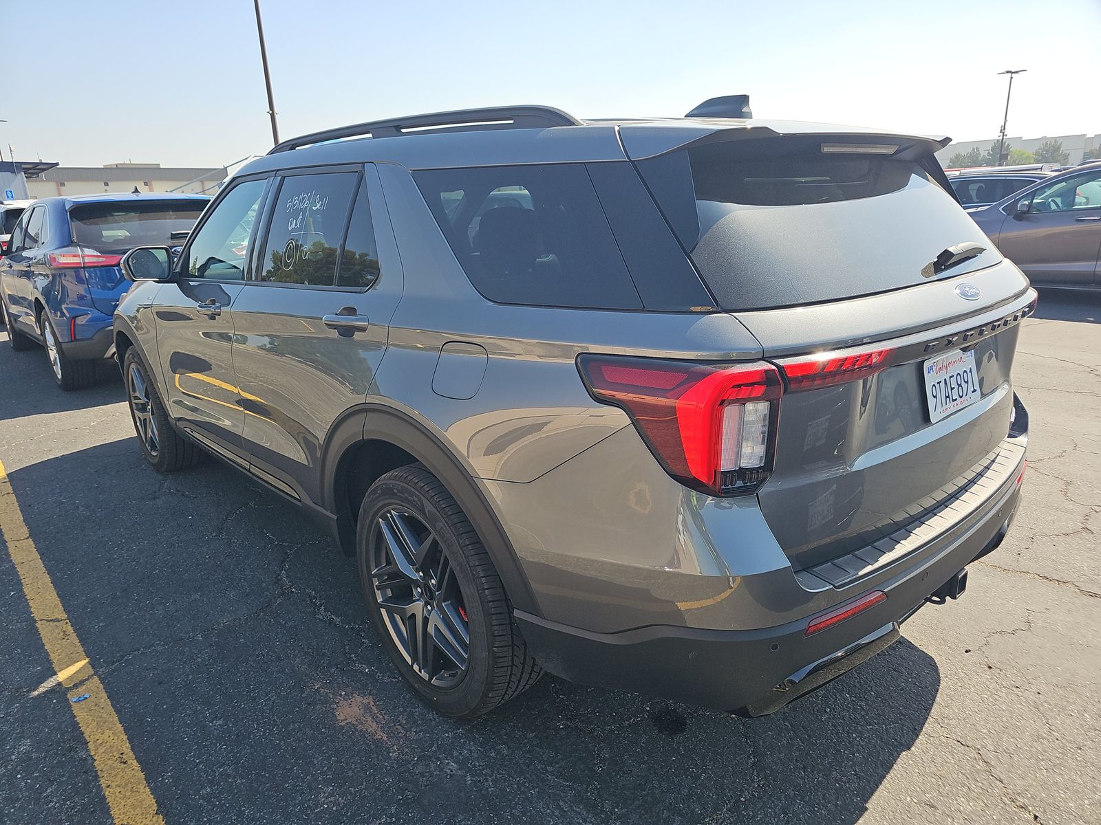 2025 Ford Explorer ST-Line AWD